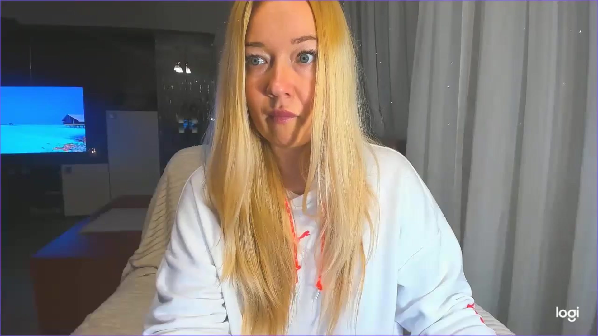 Gallery image thumbnail from FlamingoDream's myfreecams stream on, 01/17/2025, 04:47 image 8 of 20