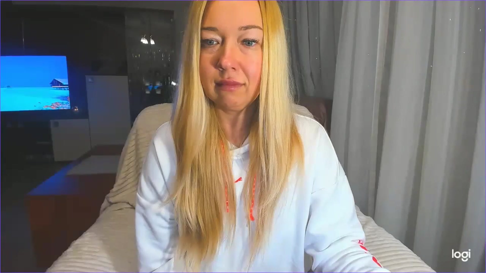 Gallery image thumbnail from FlamingoDream's myfreecams stream on, 01/17/2025, 04:47 image 10 of 20