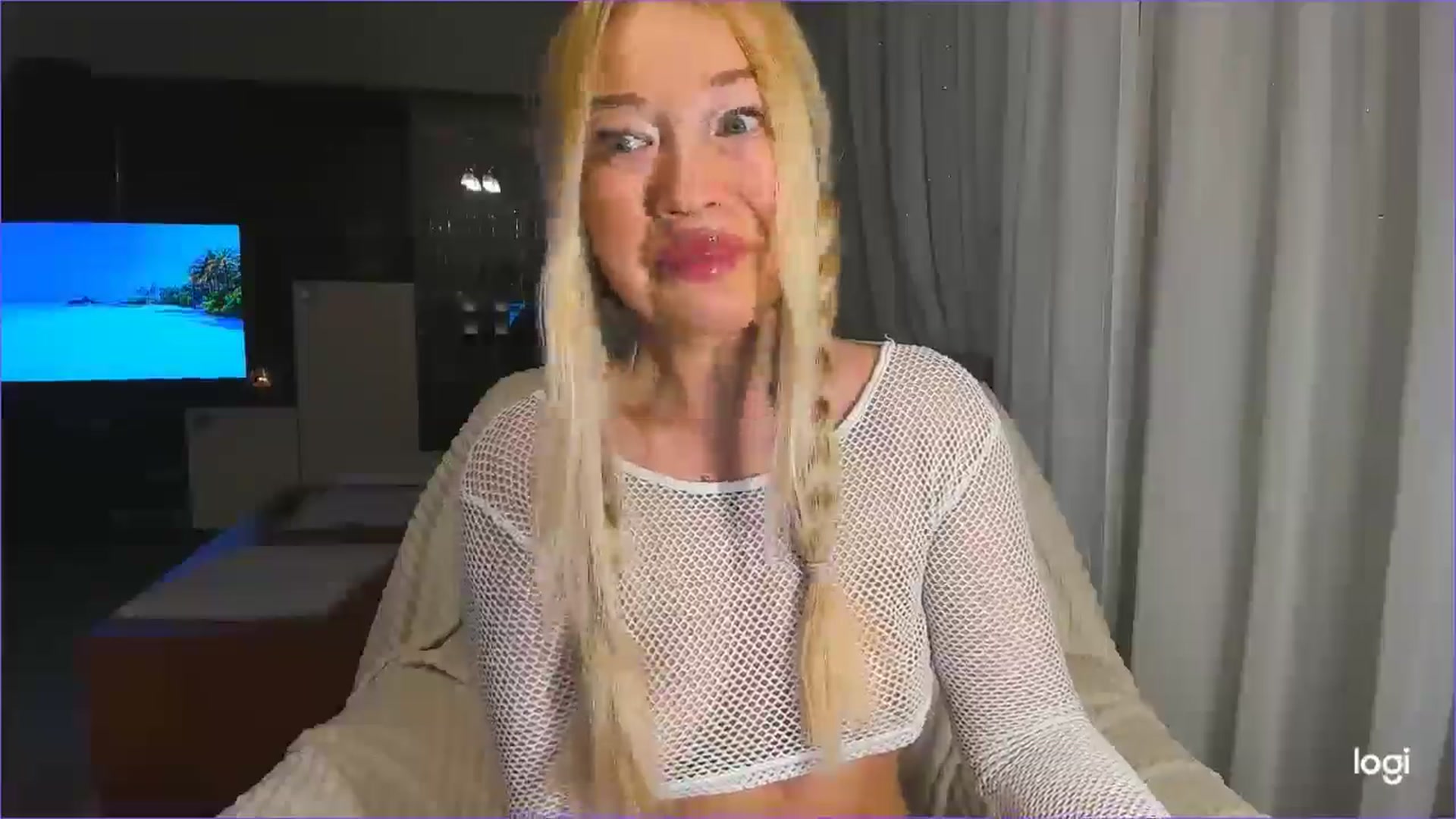 Gallery image thumbnail from FlamingoDream's myfreecams stream on, 01/21/2025, 23:26 image 3 of 20