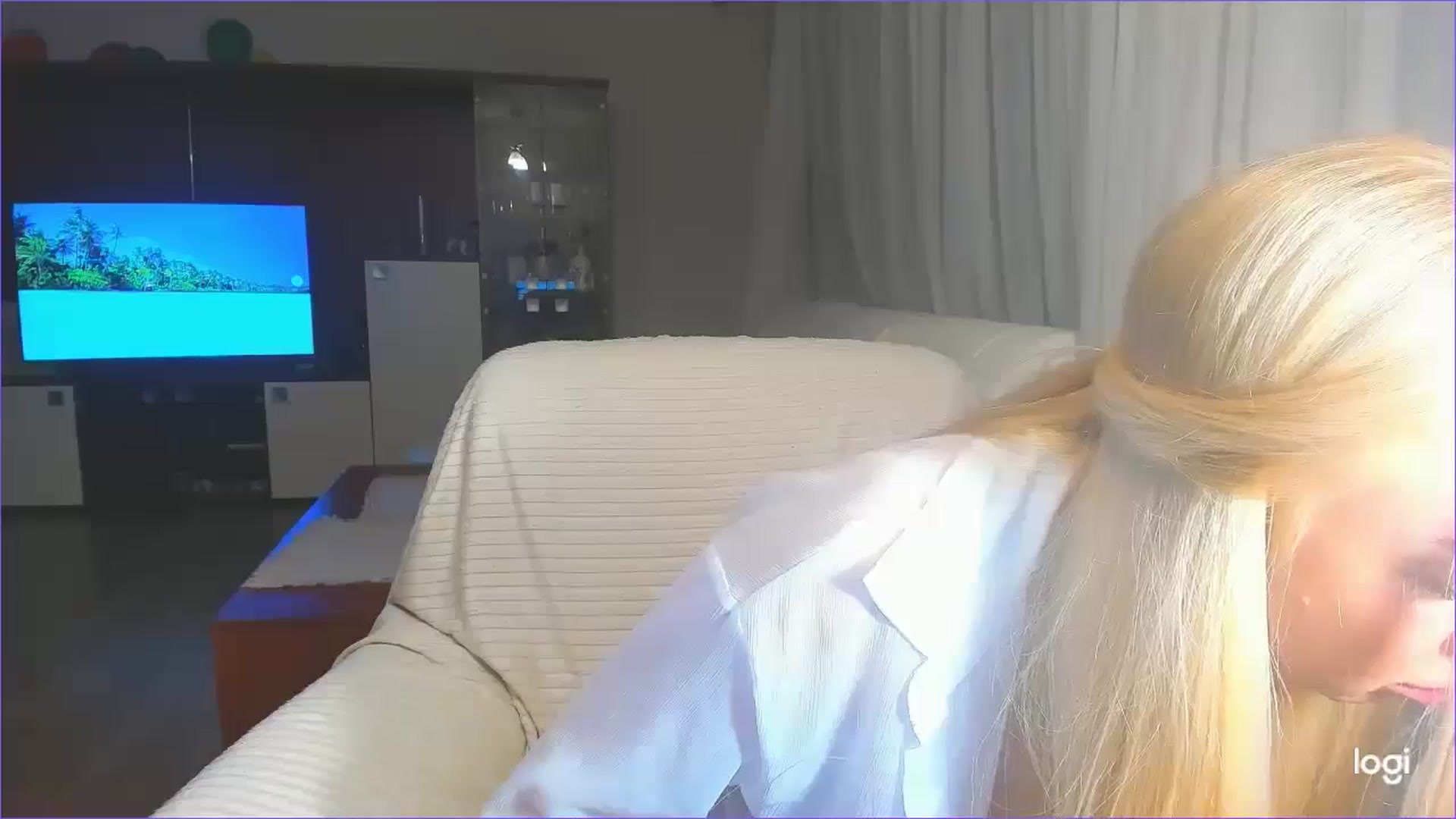Gallery image thumbnail from FlamingoDream's myfreecams stream on, 03/04/2025, 01:22 image 4 of 20
