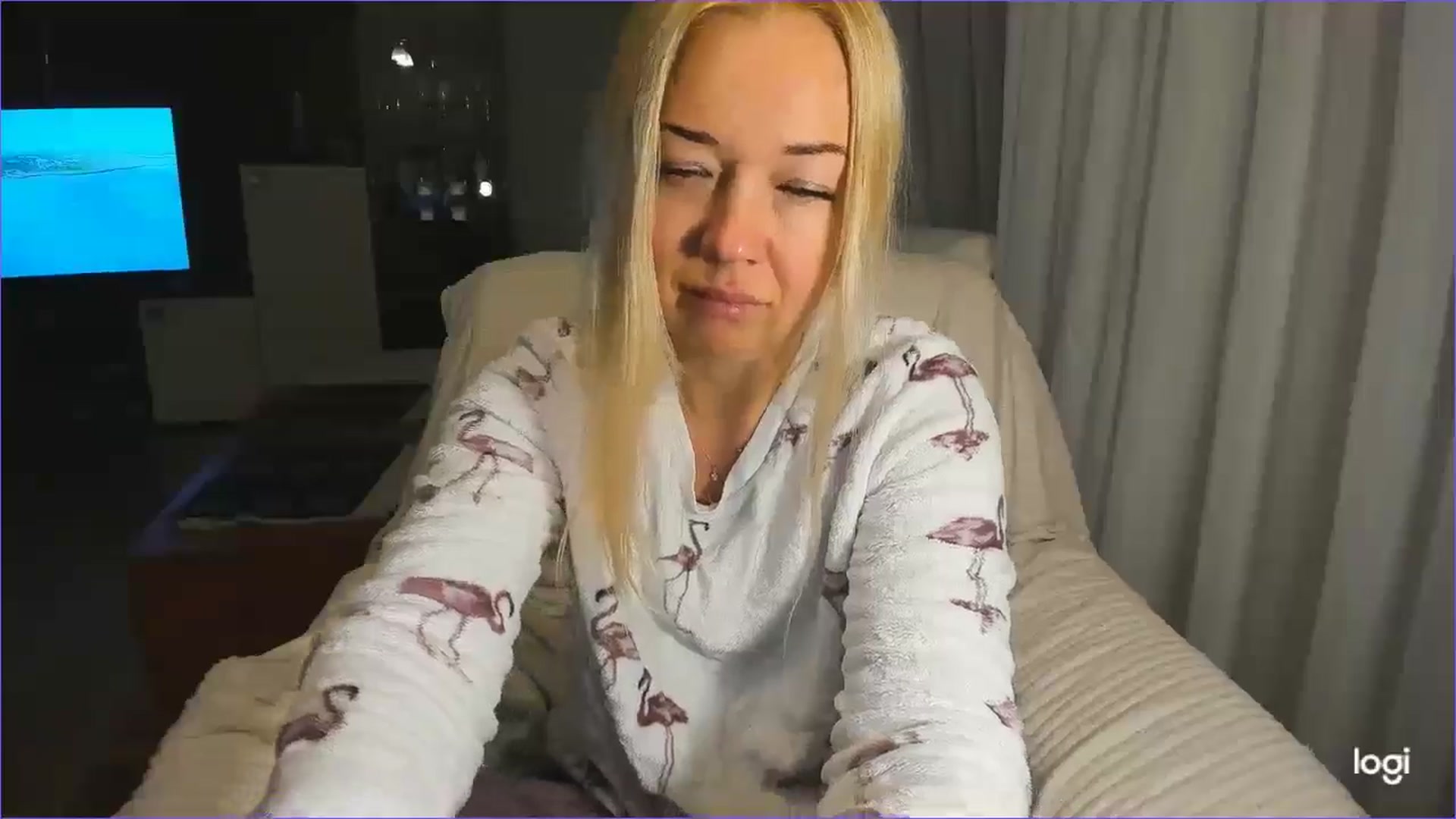 Gallery image thumbnail from FlamingoDream's myfreecams stream on, 03/05/2025, 04:40 image 20 of 20