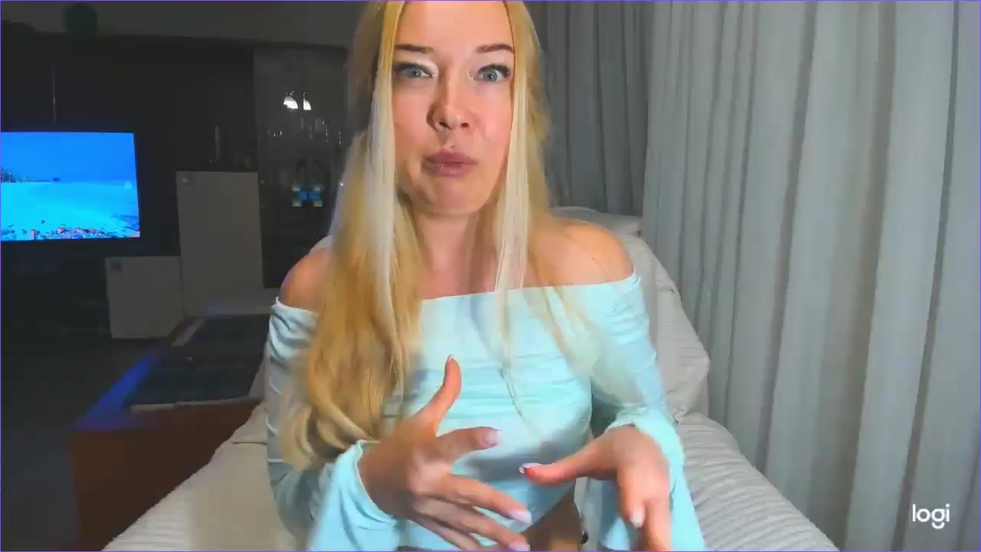 Gallery image thumbnail from FlamingoDream's myfreecams stream on, 03/06/2025, 24:09 image 1 of 20