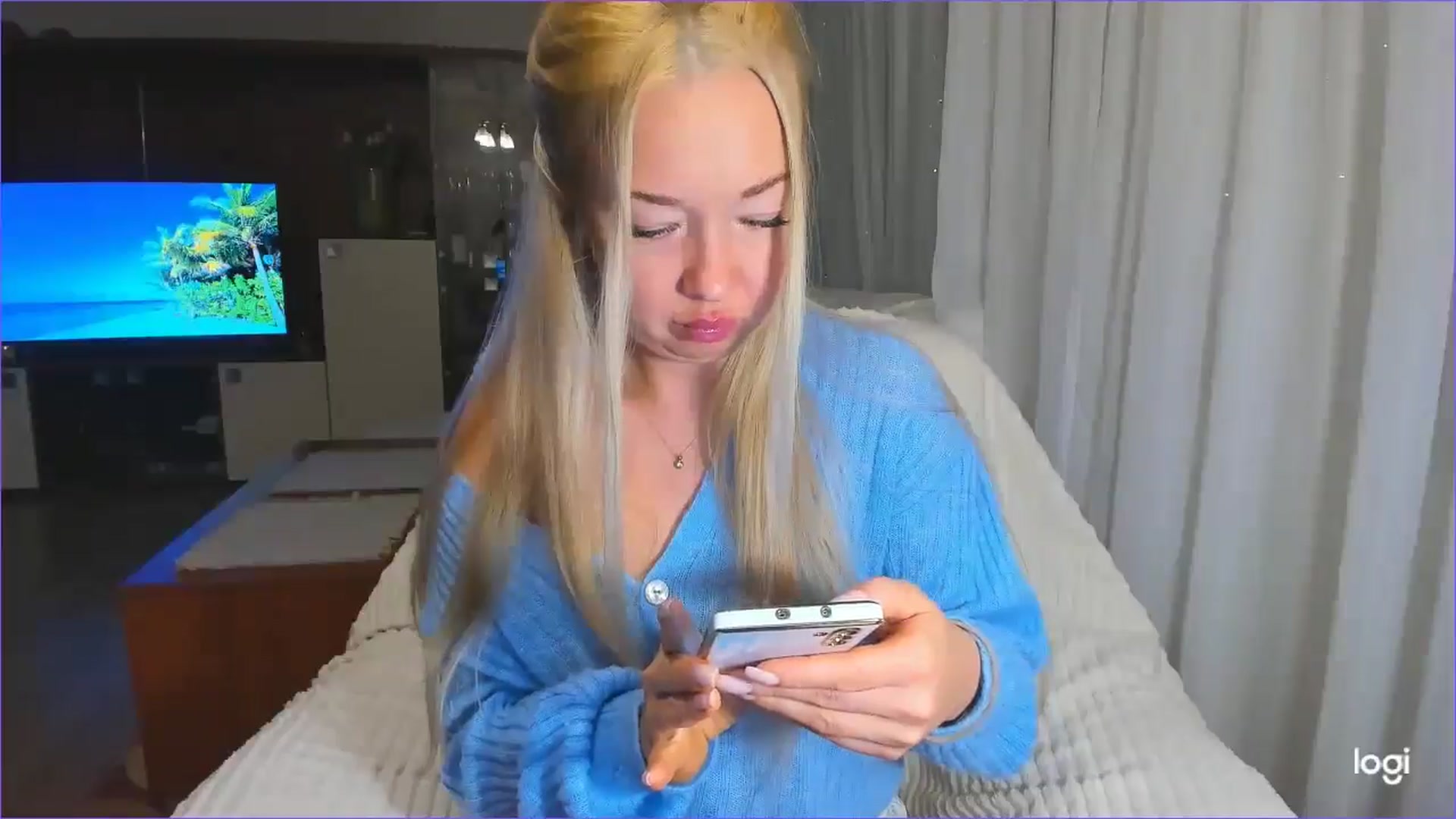 Gallery image thumbnail from FlamingoDream's myfreecams stream on, 03/14/2025, 22:07 image 5 of 20