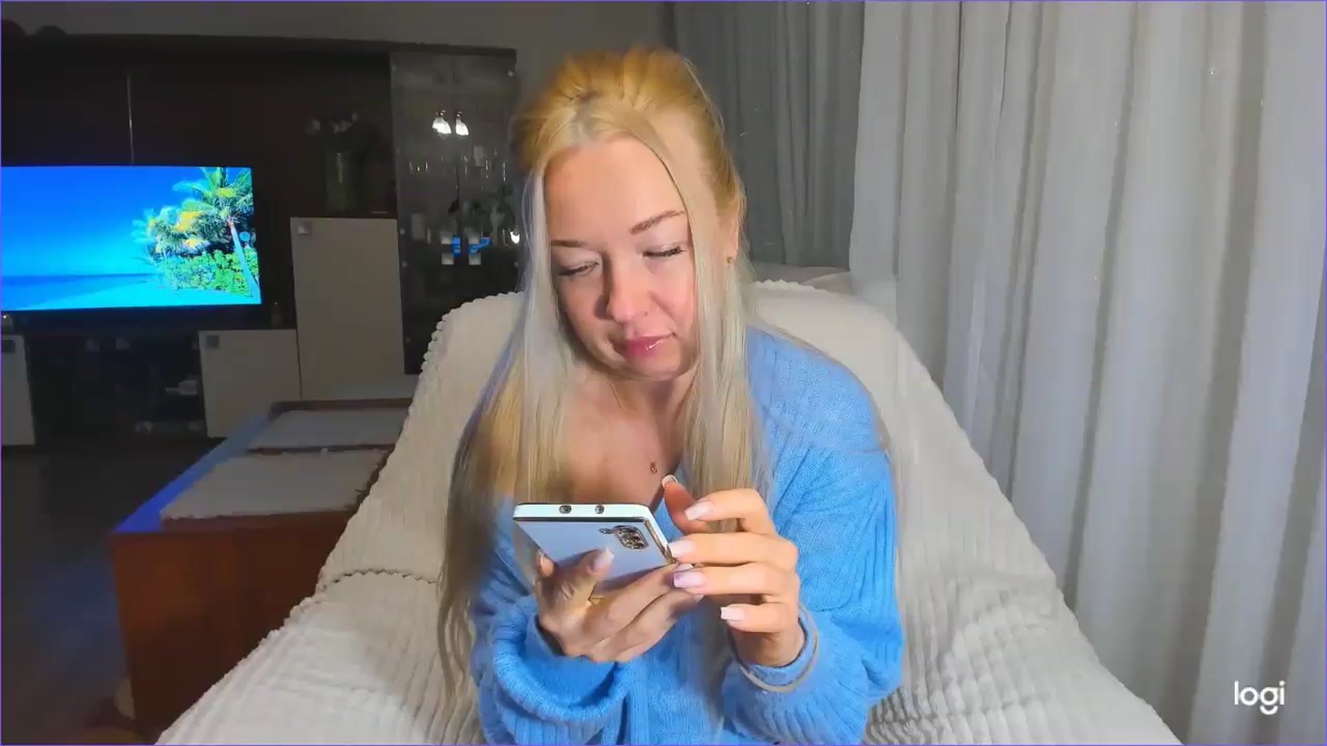 Gallery image thumbnail from FlamingoDream's myfreecams stream on, 03/14/2025, 22:07 image 1 of 20