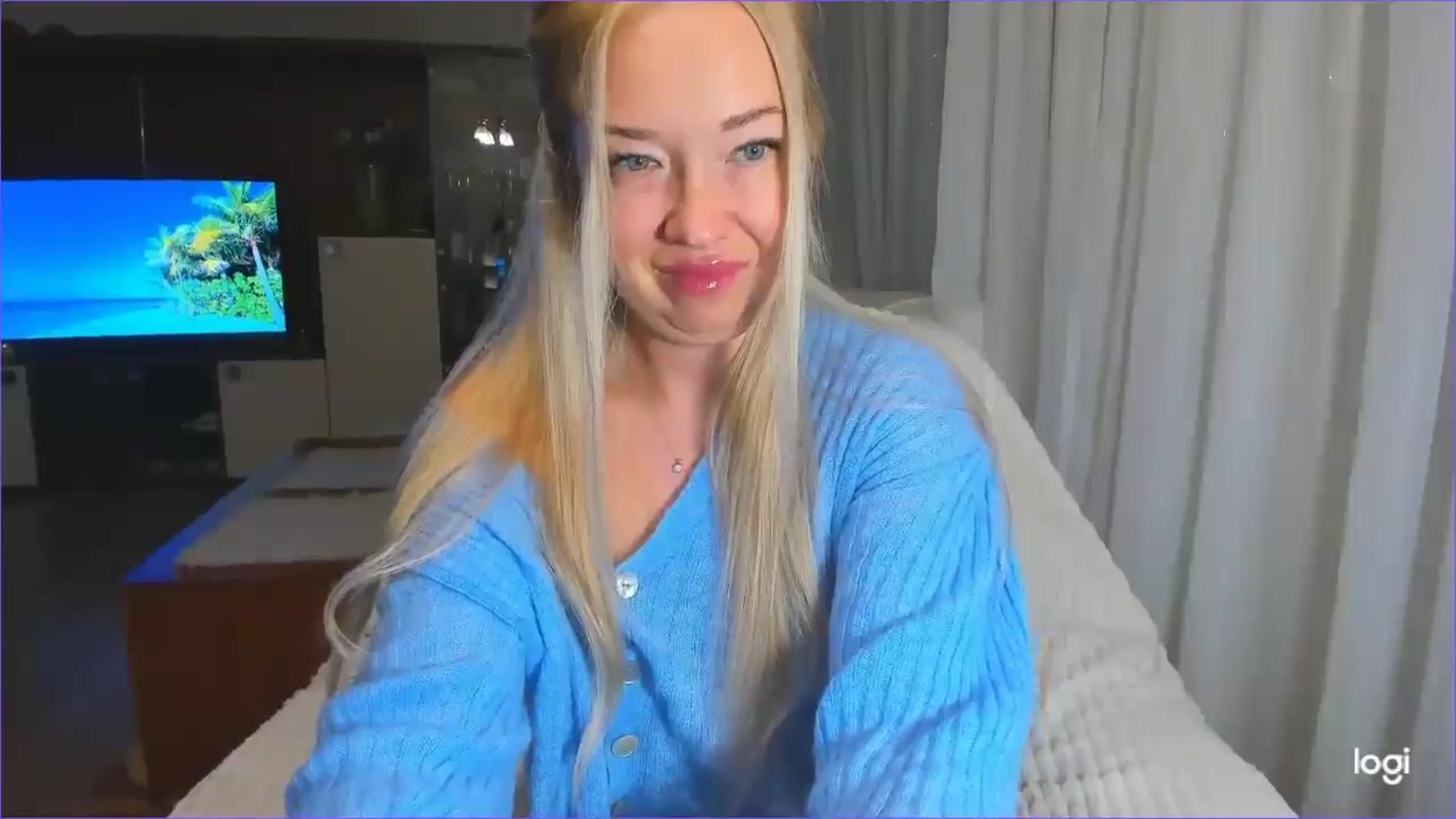 Gallery image thumbnail from FlamingoDream's myfreecams stream on, 03/14/2025, 22:07 image 3 of 20