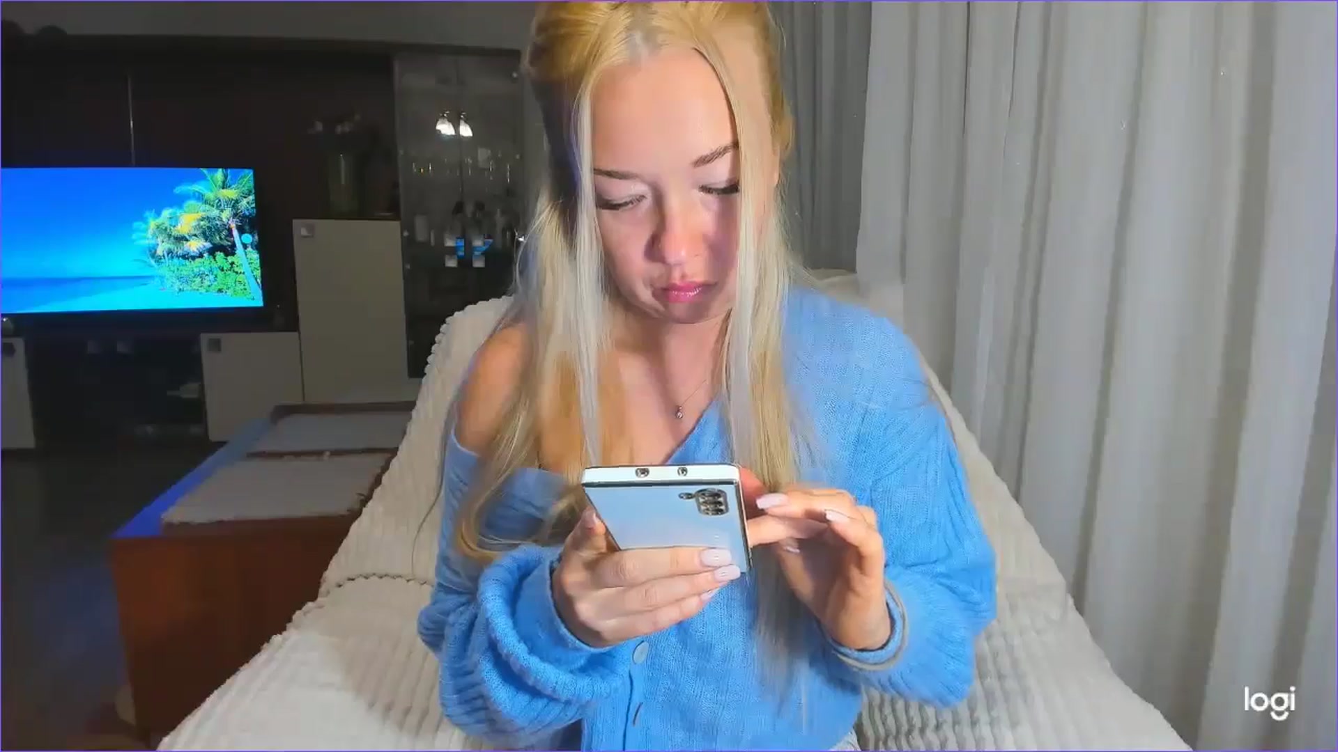 Gallery image thumbnail from FlamingoDream's myfreecams stream on, 03/14/2025, 22:07 image 15 of 20