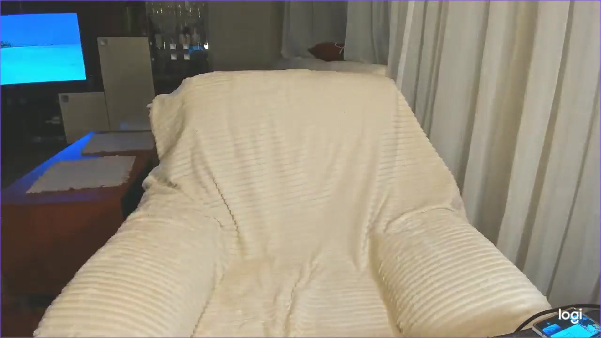 Gallery image thumbnail from FlamingoDream's myfreecams stream on, 03/18/2025, 22:36 image 17 of 20