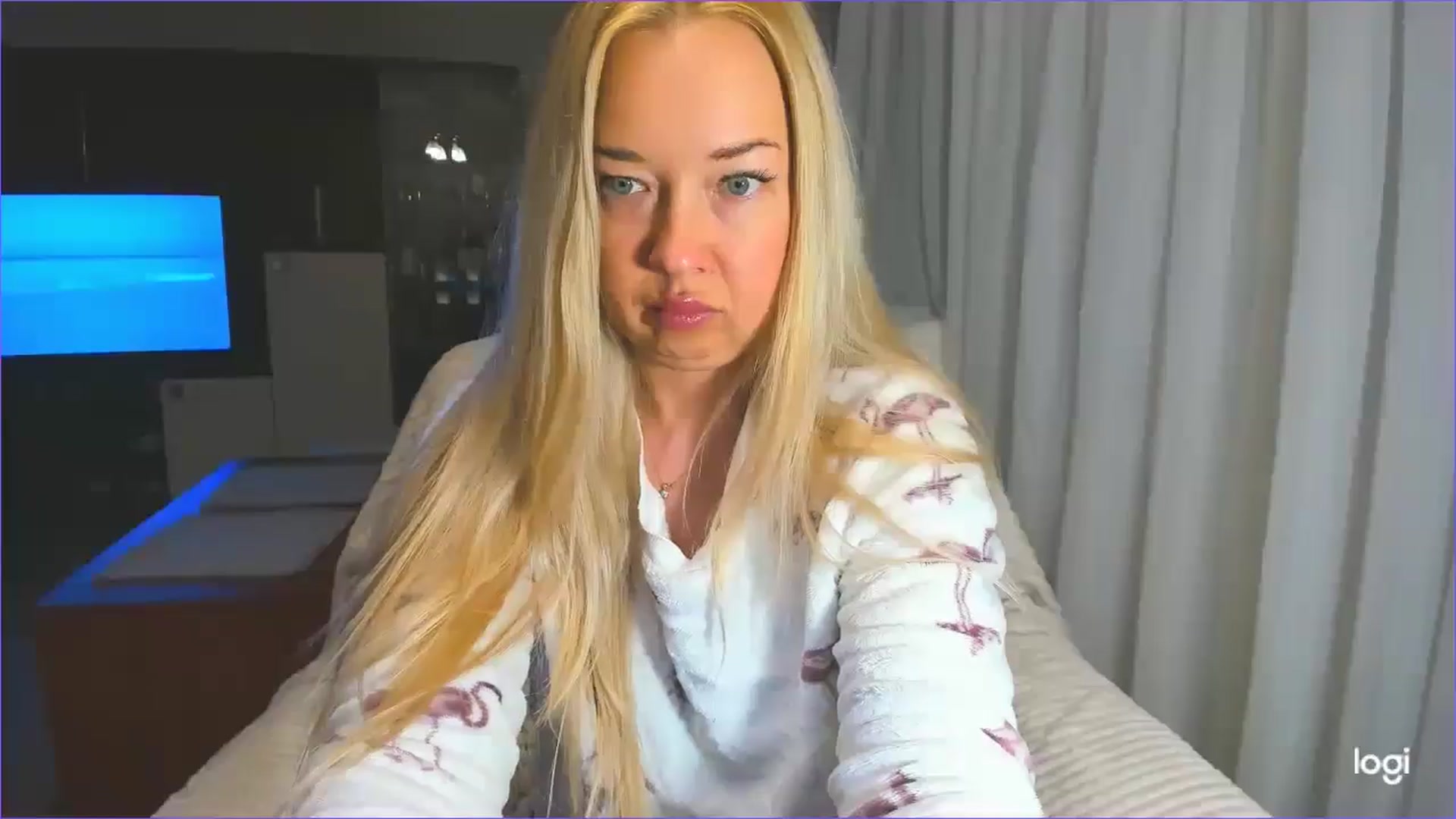 Gallery image thumbnail from FlamingoDream's myfreecams stream on, 03/20/2025, 03:13 image 17 of 20
