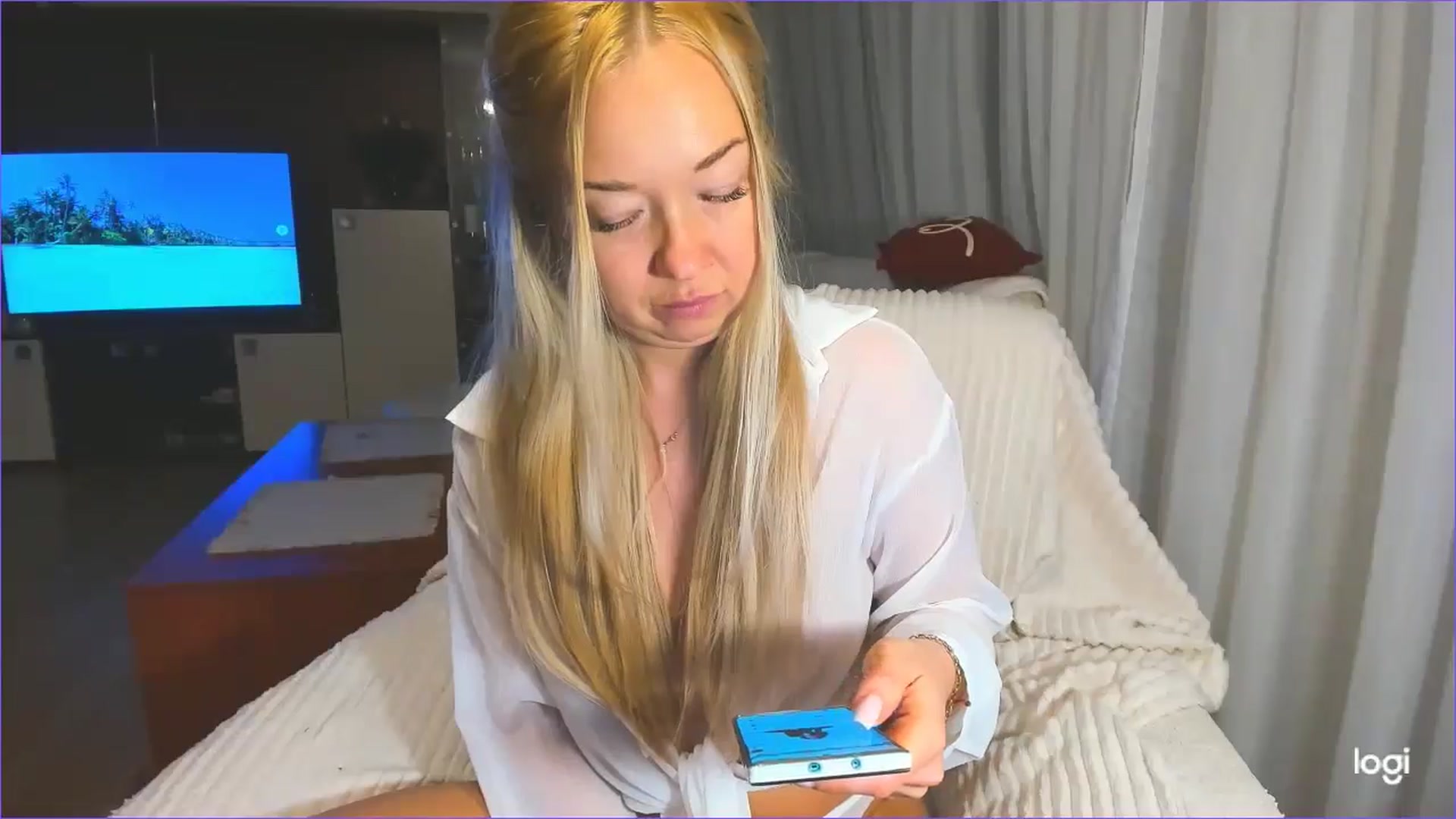 Gallery image thumbnail from FlamingoDream's myfreecams stream on, 03/21/2025, 04:13 image 3 of 20