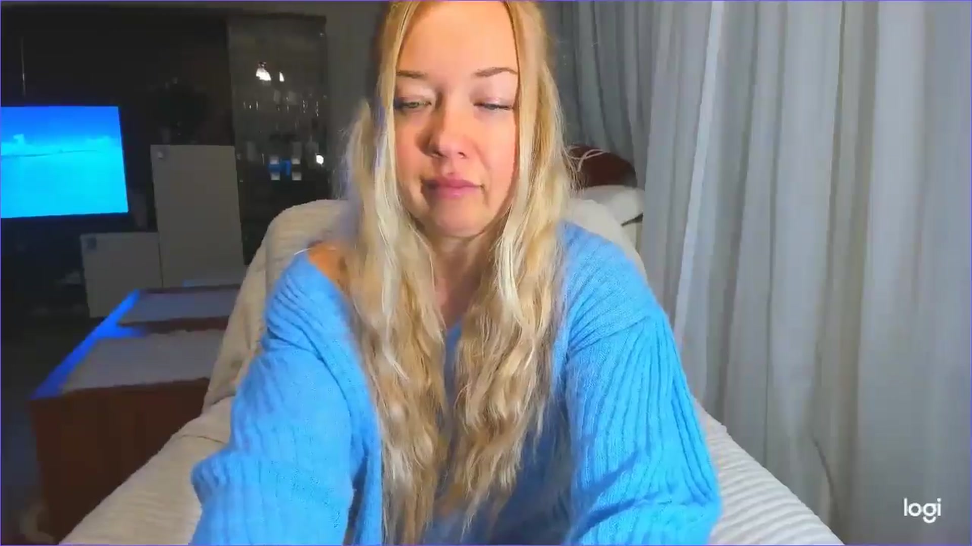 Gallery image thumbnail from FlamingoDream's myfreecams stream on, 03/25/2025, 04:00 image 20 of 20