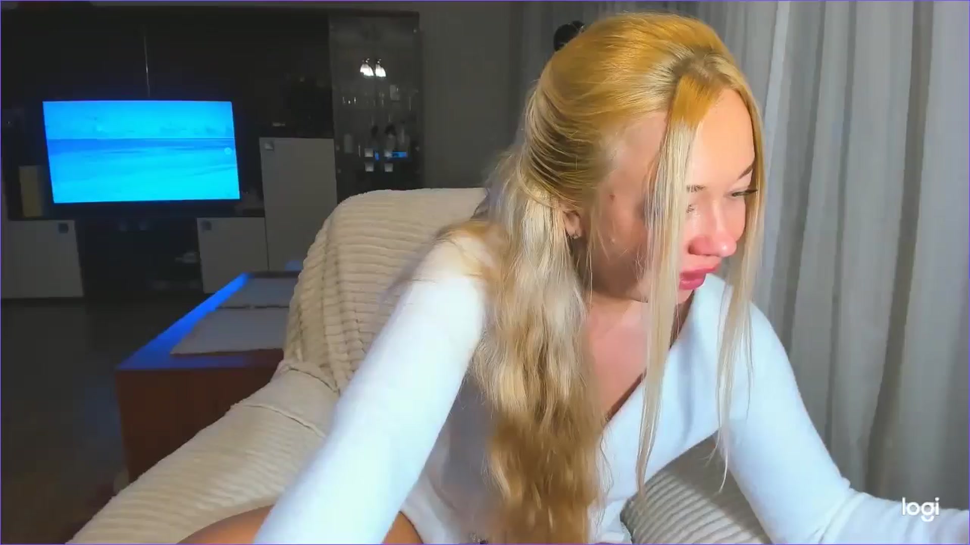 Gallery image thumbnail from FlamingoDream's myfreecams stream on, 03/26/2025, 02:22 image 1 of 20