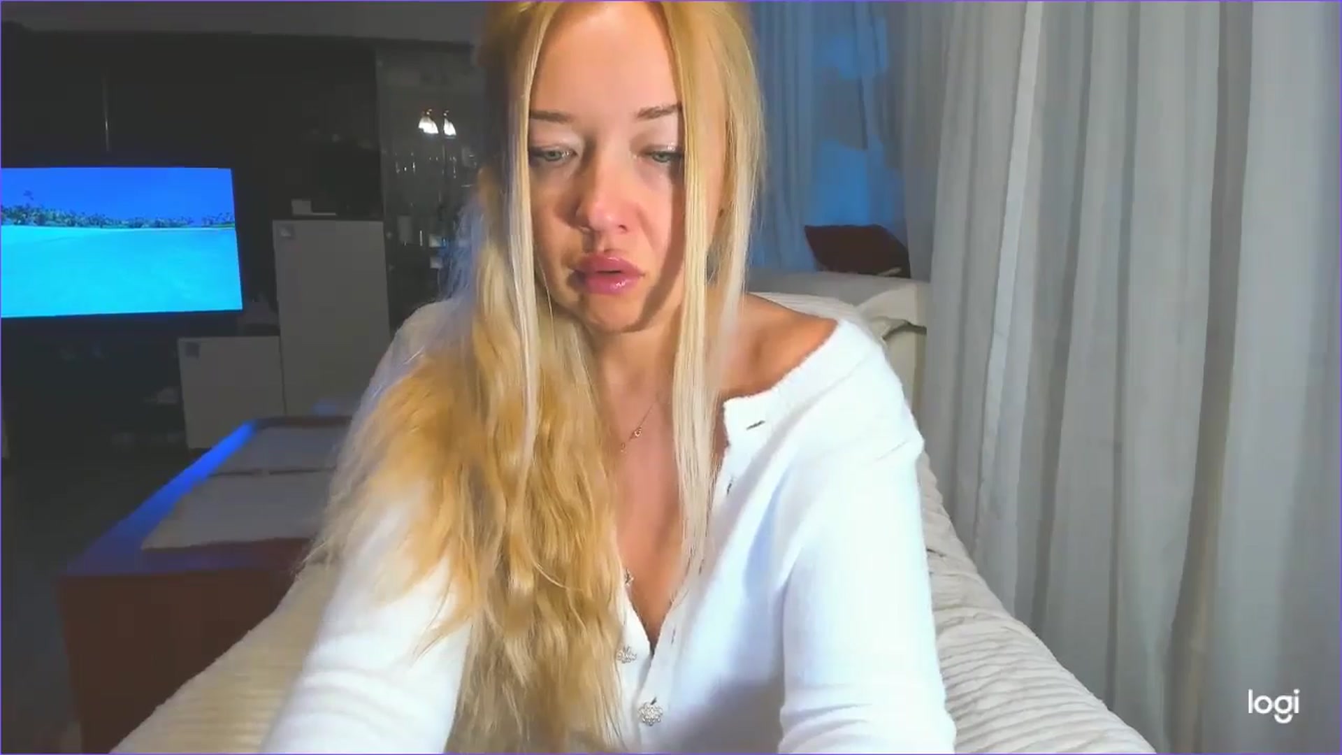 Gallery image thumbnail from FlamingoDream's myfreecams stream on, 03/26/2025, 05:07 image 14 of 20