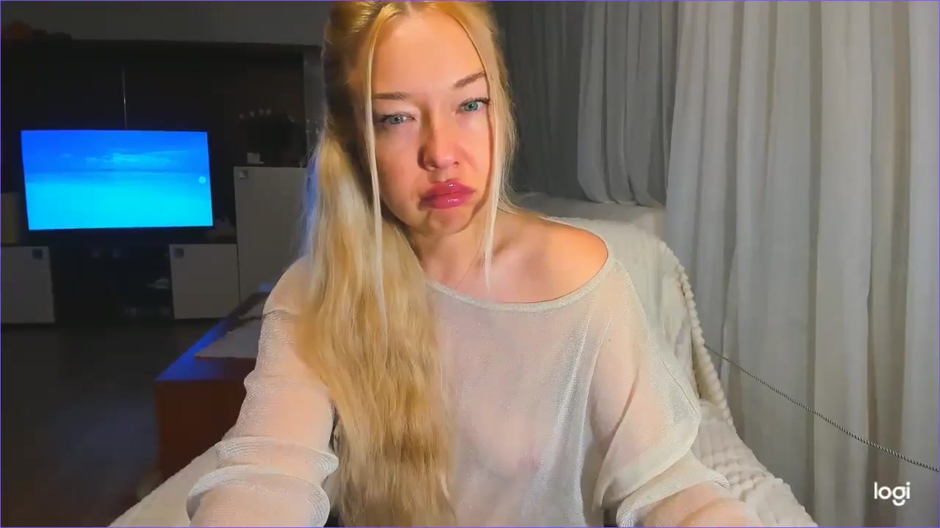 Gallery image thumbnail from FlamingoDream's myfreecams stream on, 03/26/2025, 22:52 image 2 of 20