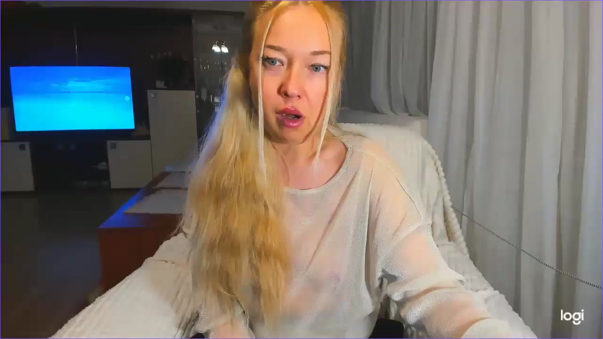 Gallery image thumbnail from FlamingoDream's myfreecams stream on, 03/26/2025, 23:20 image 4 of 20