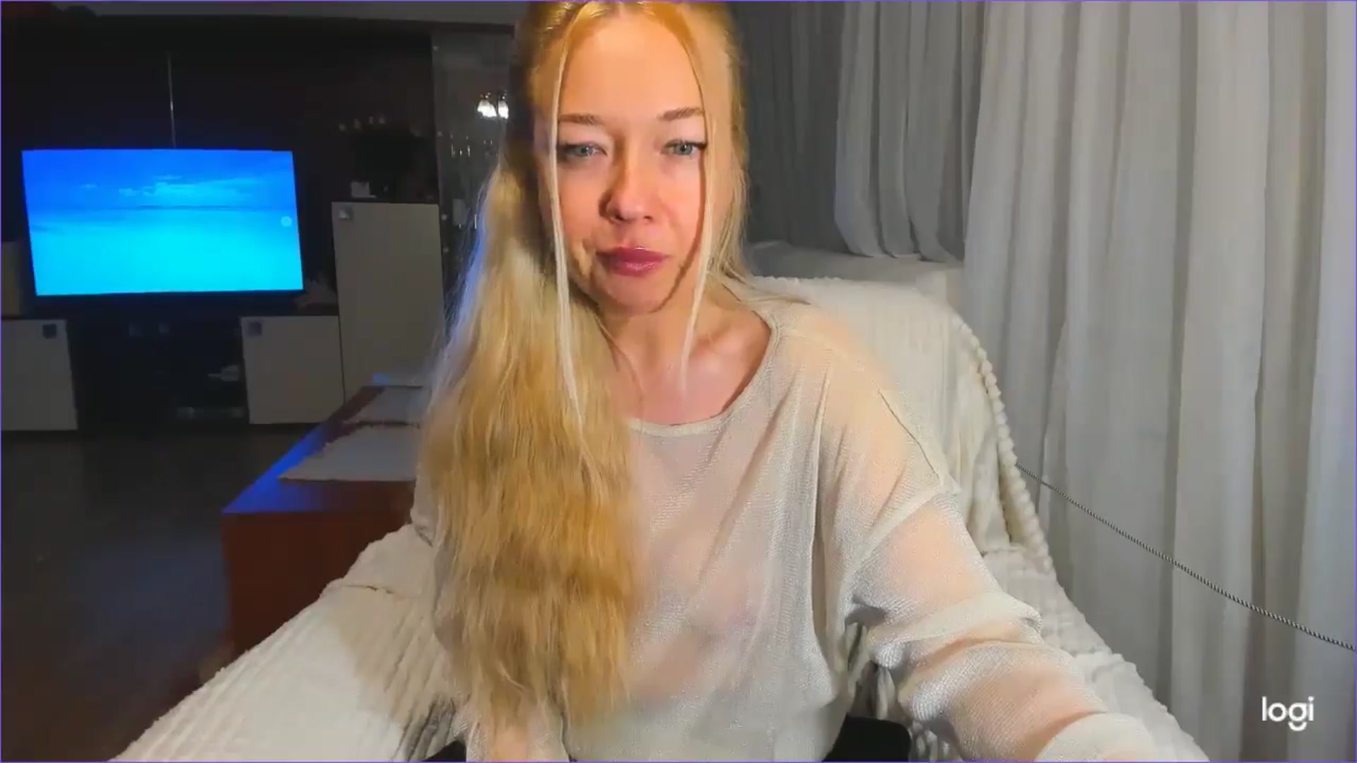 Gallery image thumbnail from FlamingoDream's myfreecams stream on, 03/26/2025, 23:20 image 3 of 20