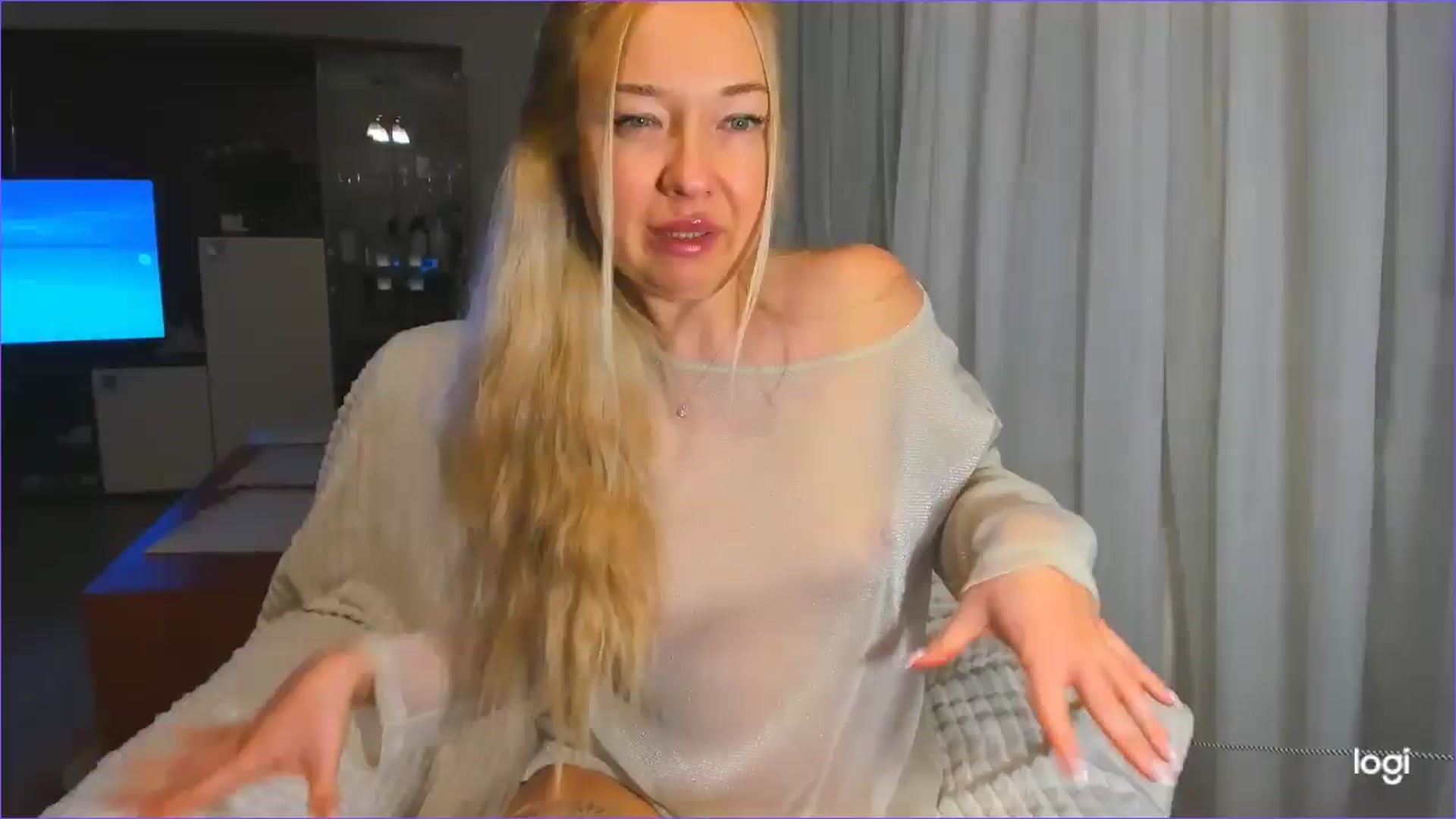Gallery image thumbnail from FlamingoDream's myfreecams stream on, 03/27/2025, 24:19 image 3 of 20