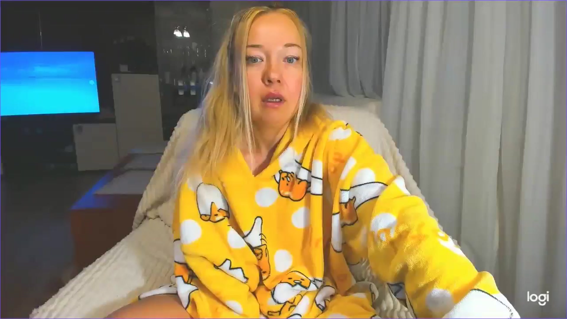 Gallery image thumbnail from FlamingoDream's myfreecams stream on, 03/27/2025, 04:47 image 1 of 20