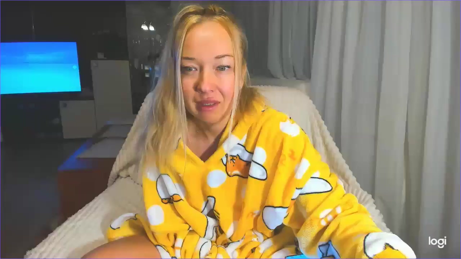 Gallery image thumbnail from FlamingoDream's myfreecams stream on, 03/27/2025, 04:47 image 3 of 20