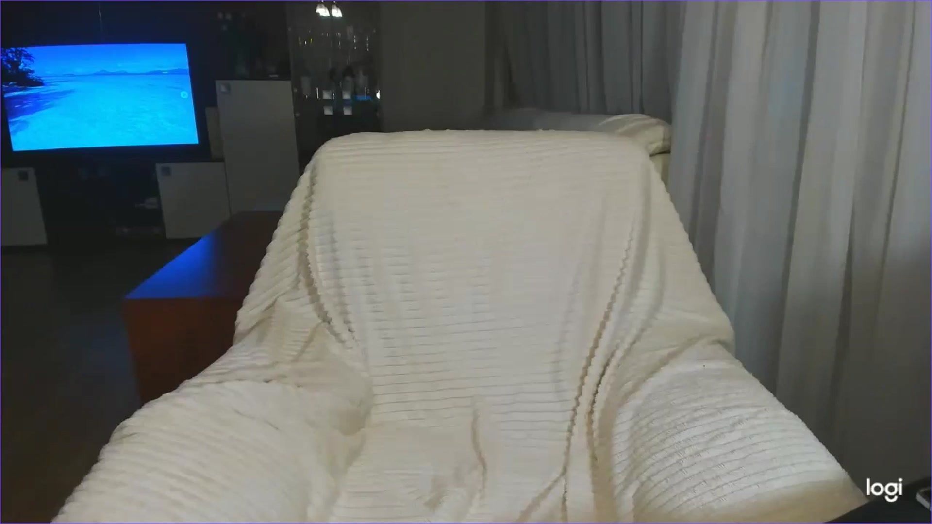 Gallery image thumbnail from FlamingoDream's myfreecams stream on, 03/28/2025, 01:29 image 2 of 20