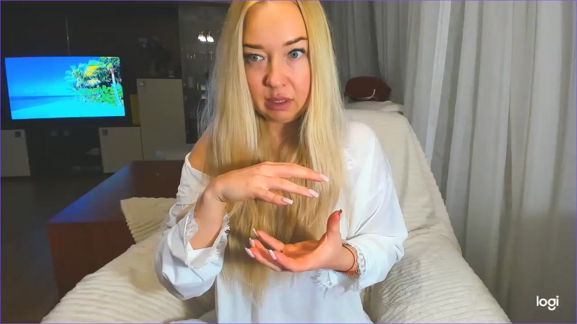 Gallery image thumbnail from FlamingoDream's myfreecams stream on, 03/29/2025, 24:36 image 10 of 20