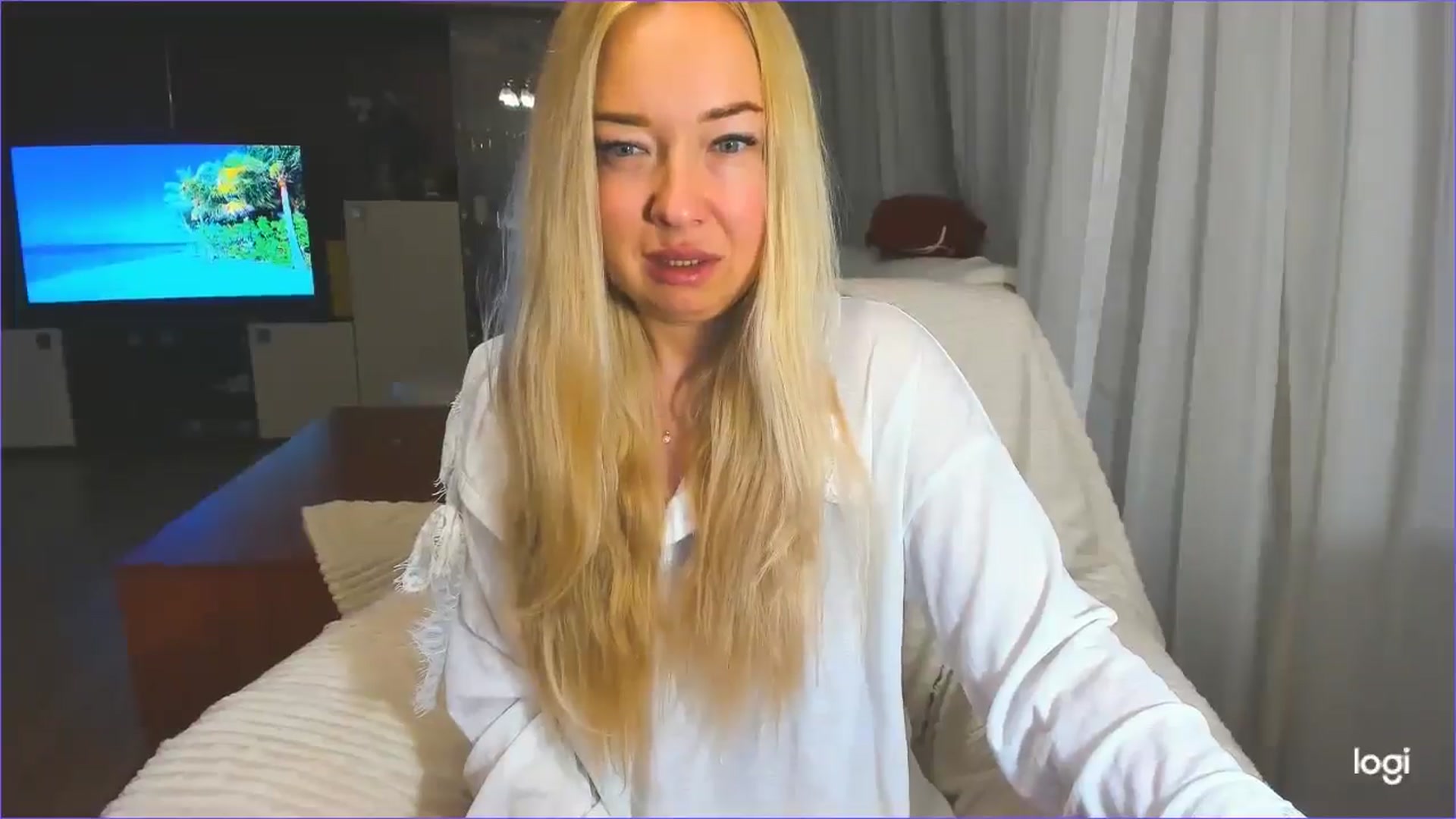 Gallery image thumbnail from FlamingoDream's myfreecams stream on, 03/29/2025, 24:36 image 5 of 20