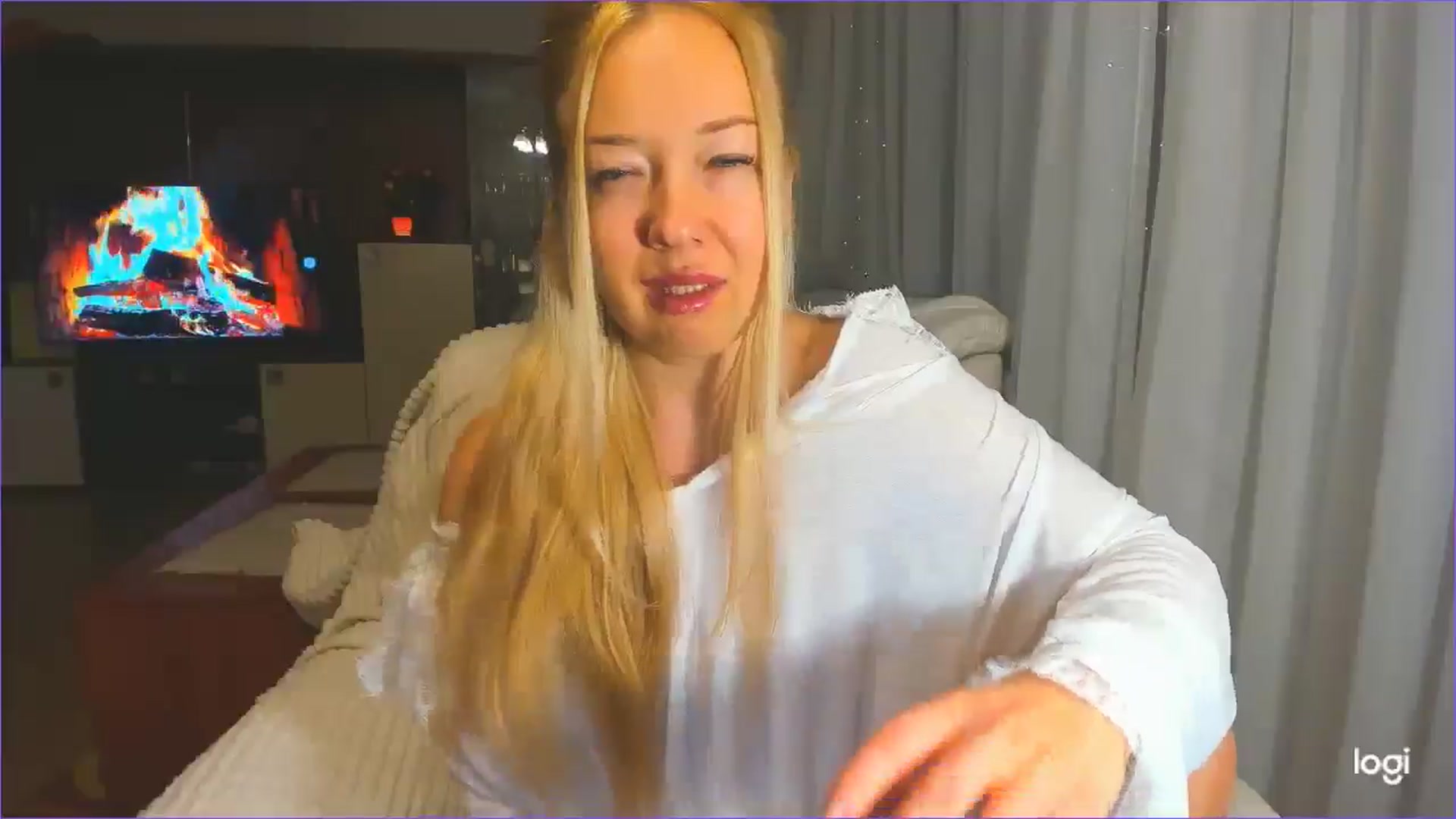 Gallery image thumbnail from FlamingoDream's myfreecams stream on, 04/11/2025, 20:26 image 14 of 20