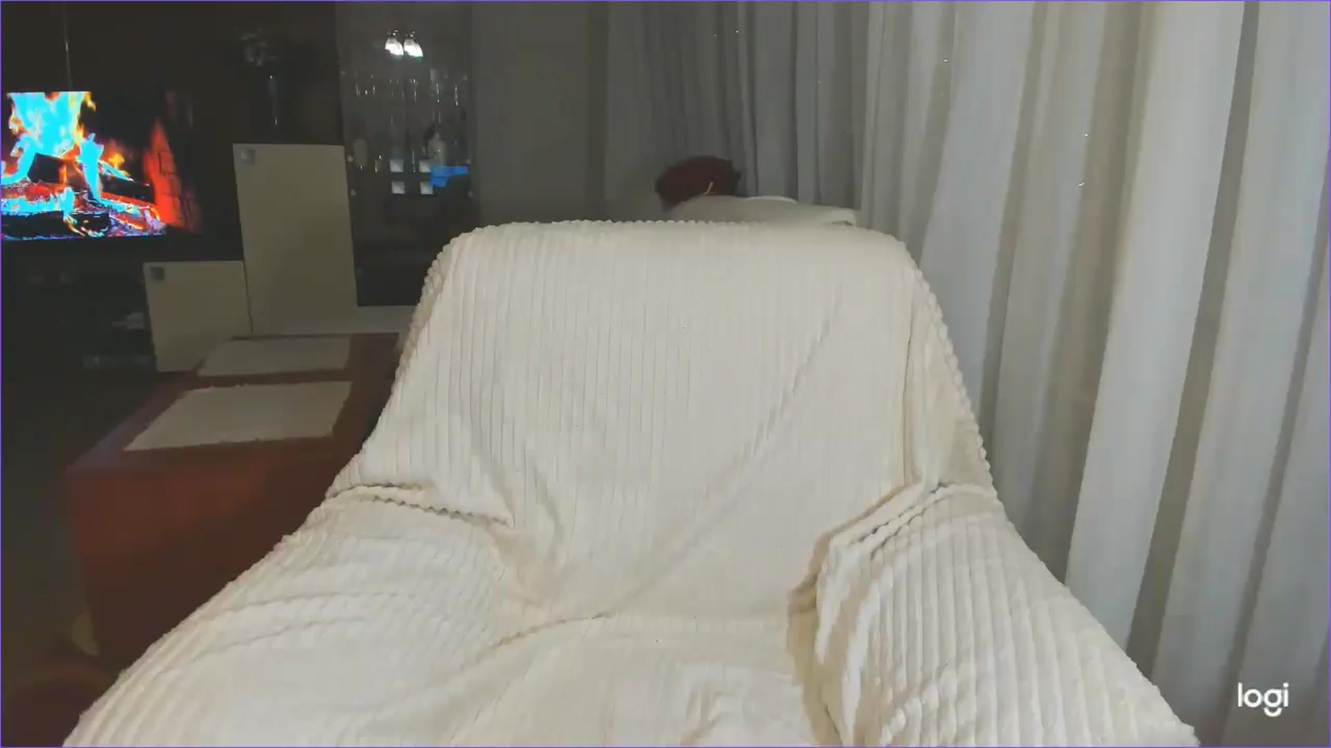 Gallery image thumbnail from FlamingoDream's myfreecams stream on, 04/16/2025, 20:11 image 18 of 20