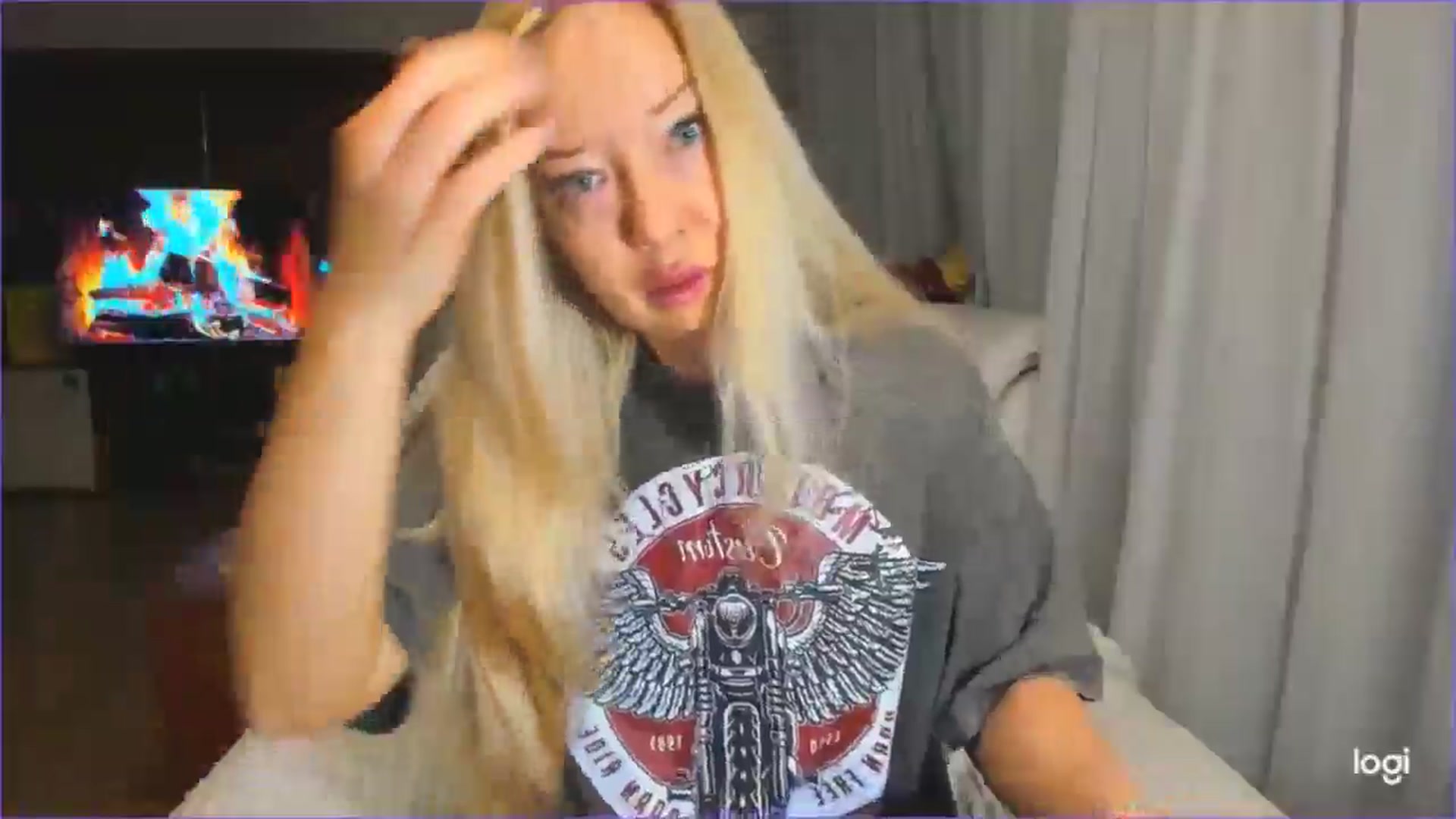 Gallery image thumbnail from FlamingoDream's myfreecams stream on, 04/18/2025, 22:05 image 3 of 20