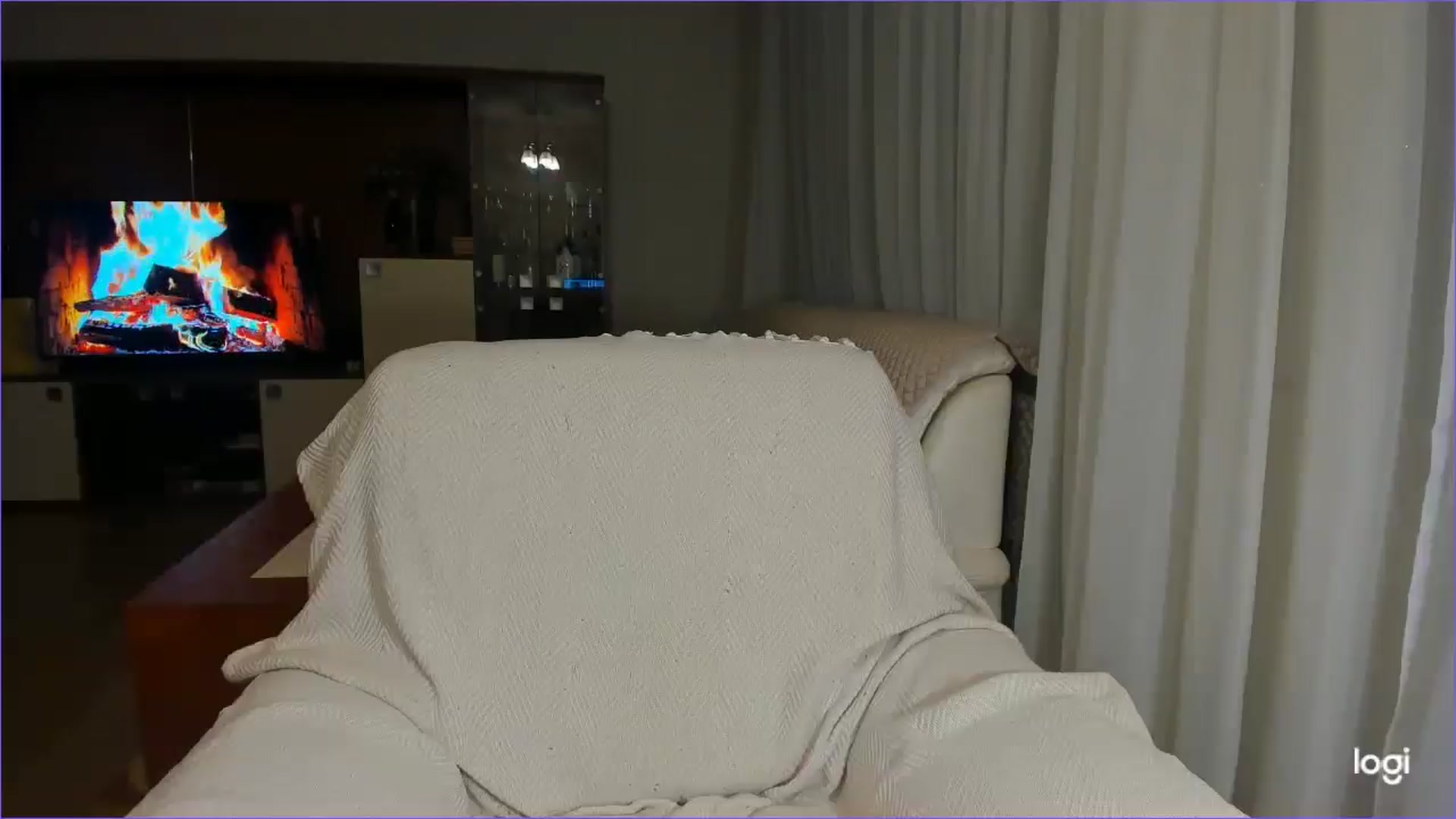 Gallery image thumbnail from FlamingoDream's myfreecams stream on, 04/25/2025, 21:11 image 8 of 20