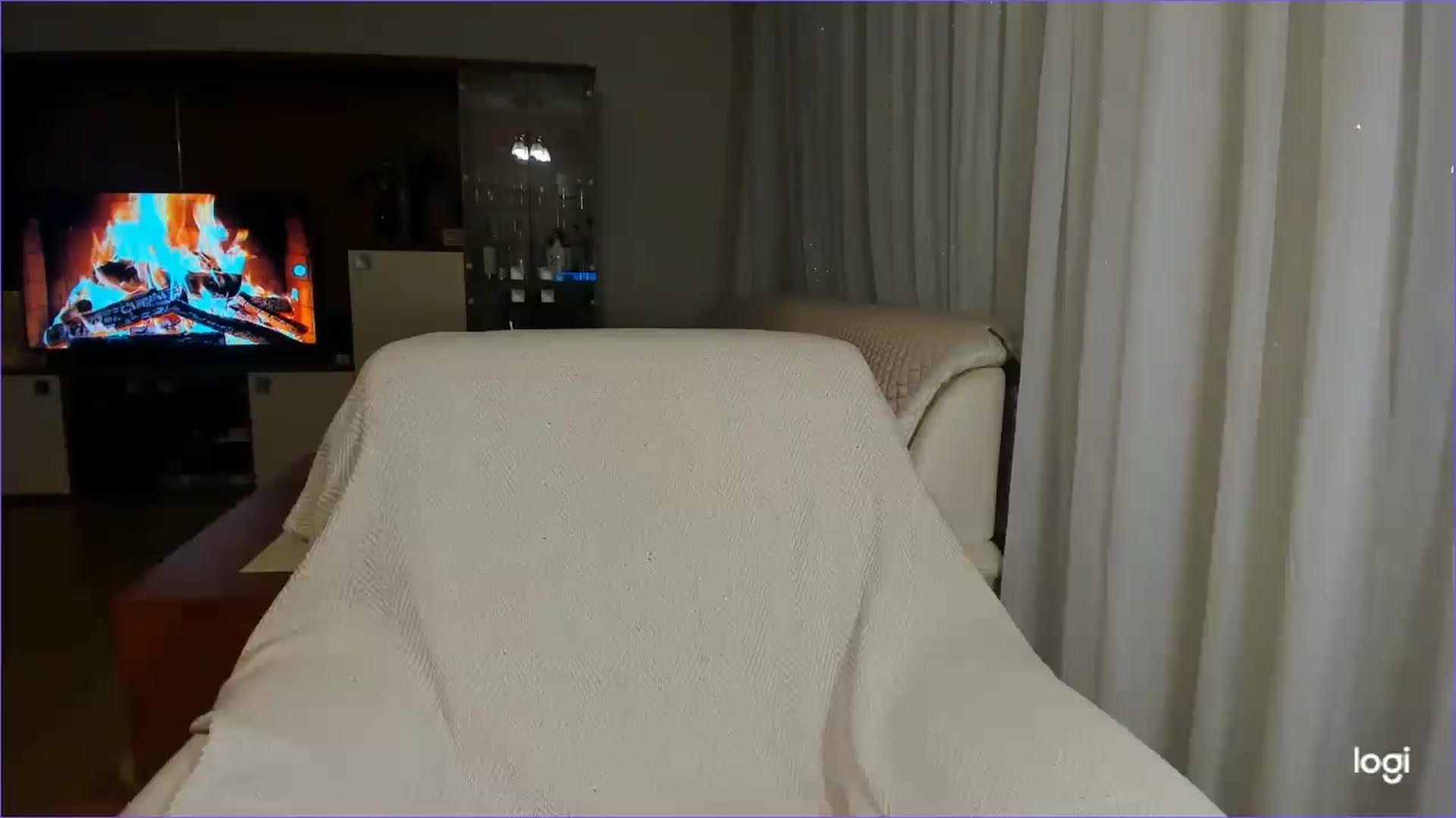Gallery image thumbnail from FlamingoDream's myfreecams stream on, 04/26/2025, 02:35 image 2 of 20
