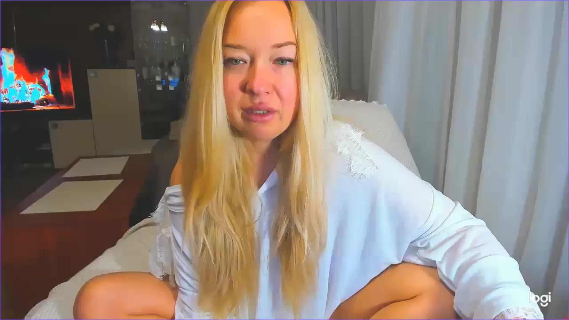 Gallery image thumbnail from FlamingoDream's myfreecams stream on, 04/29/2025, 21:22 image 16 of 20
