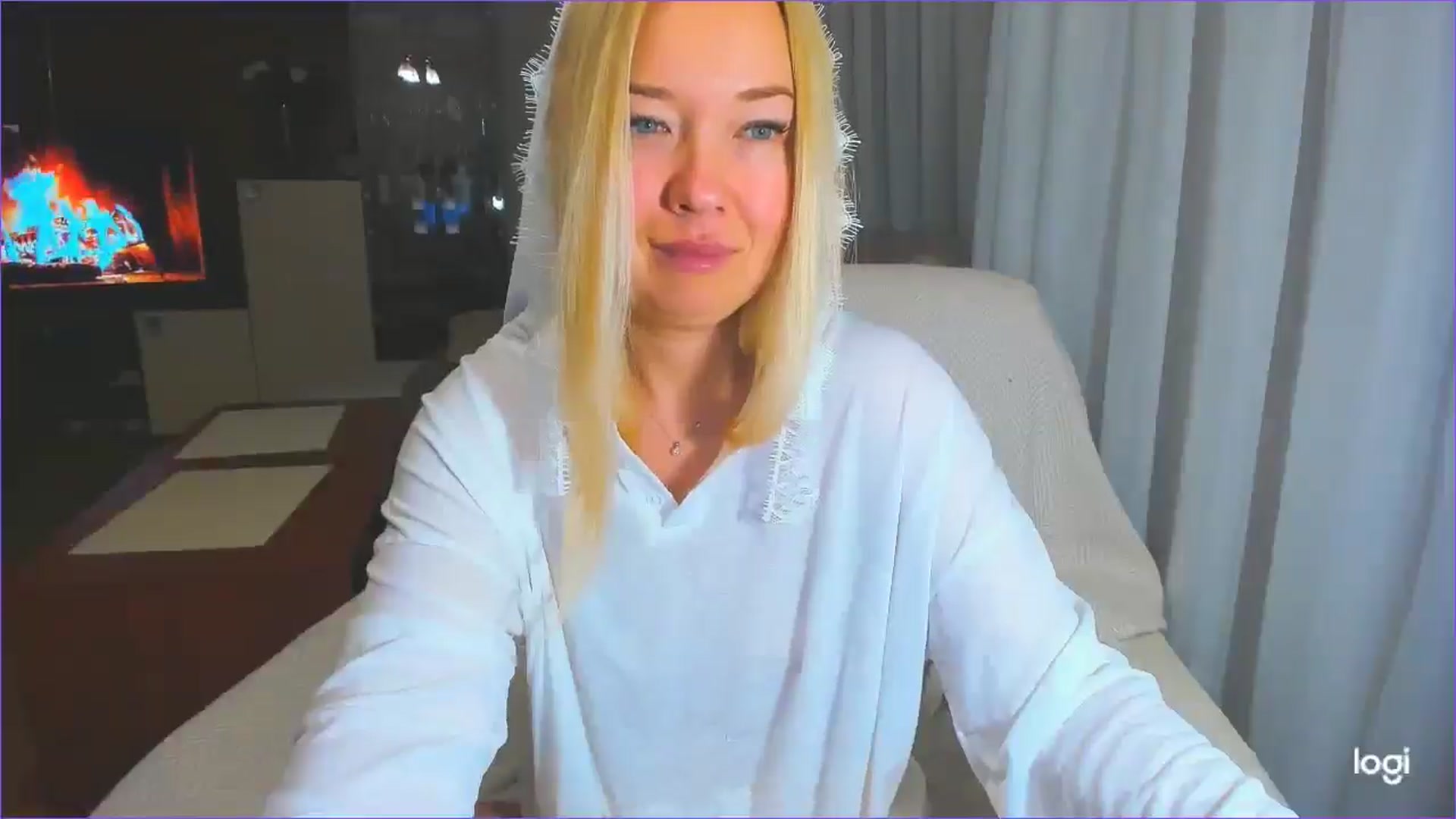 Gallery image thumbnail from FlamingoDream's myfreecams stream on, 04/29/2025, 23:16 image 20 of 20
