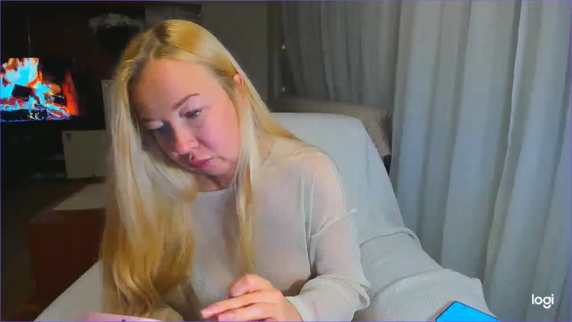 Gallery image thumbnail from FlamingoDream's myfreecams stream on, 05/08/2025, 23:38 image 11 of 20