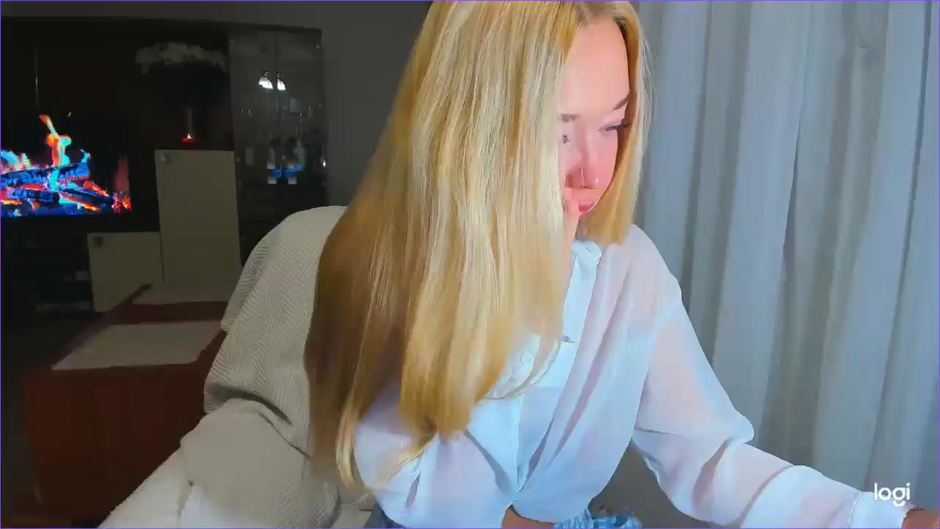 Gallery image thumbnail from FlamingoDream's myfreecams stream on, 05/09/2025, 21:33 image 14 of 20