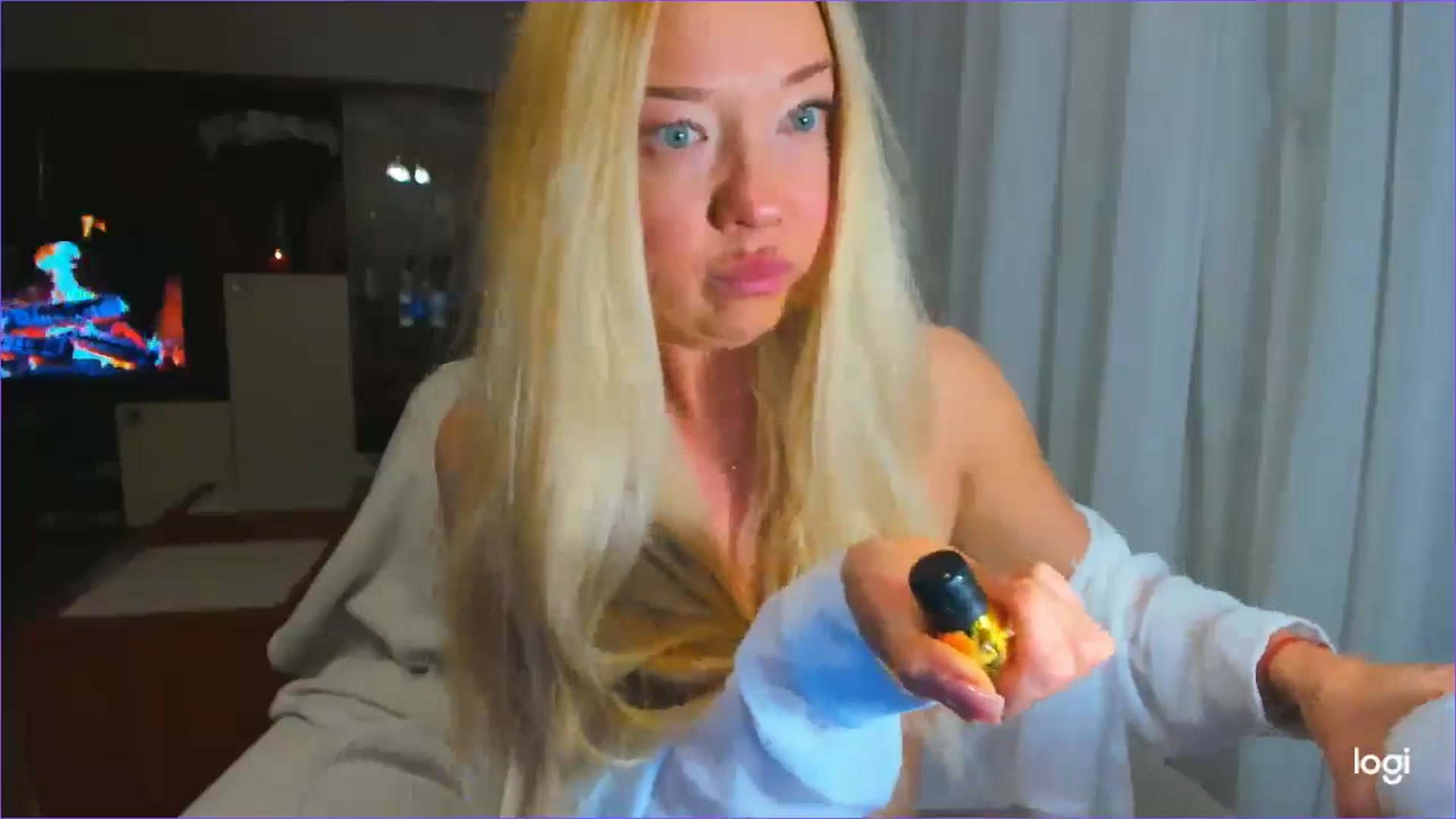 Gallery image thumbnail from FlamingoDream's myfreecams stream on, 05/10/2025, 01:34 image 14 of 20