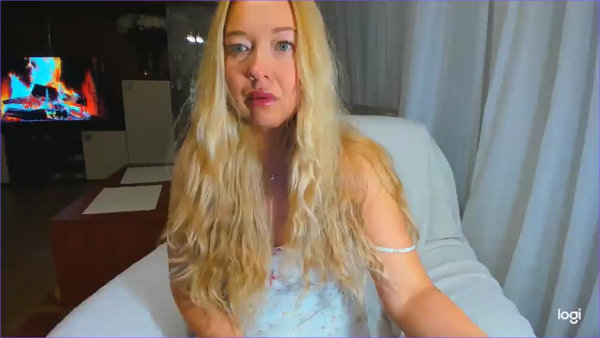 Gallery image thumbnail from FlamingoDream's myfreecams stream on, 05/12/2025, 23:43 image 3 of 20