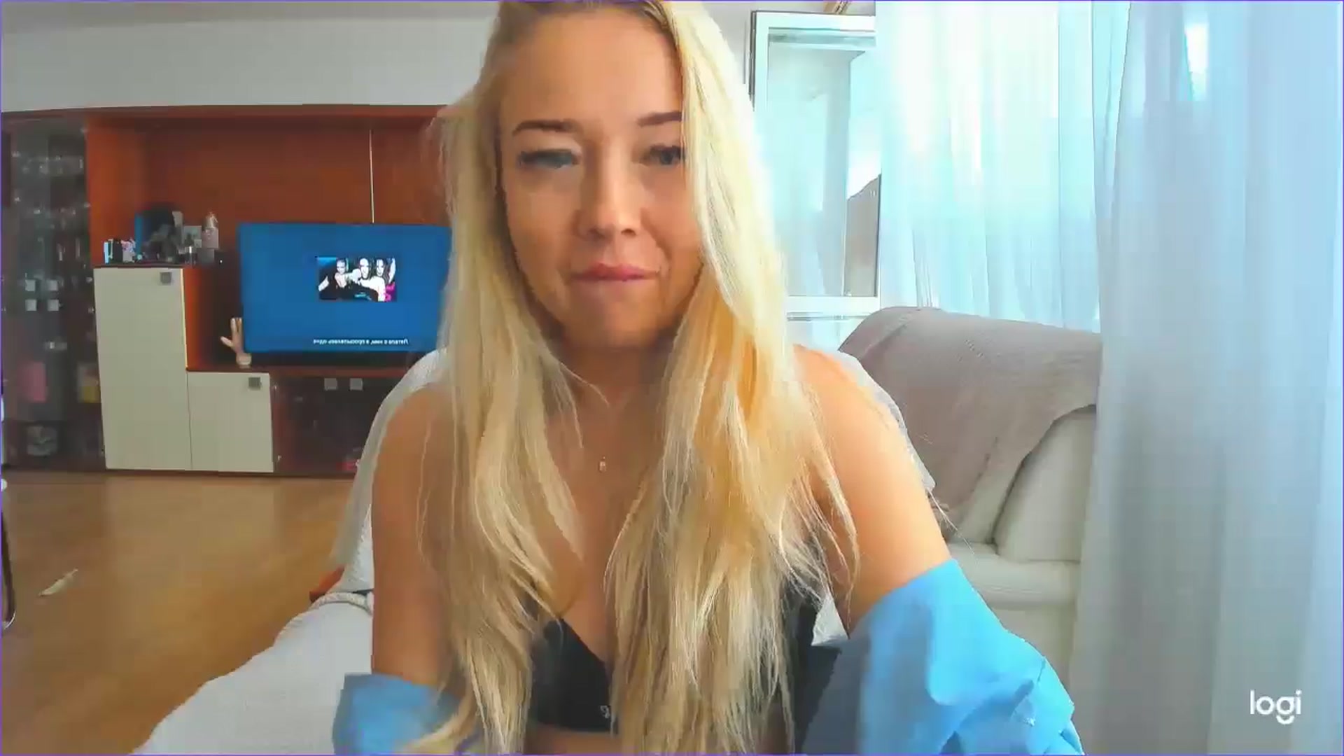 Gallery image thumbnail from FlamingoDream's myfreecams stream on, 05/21/2025, 14:12 image 7 of 20