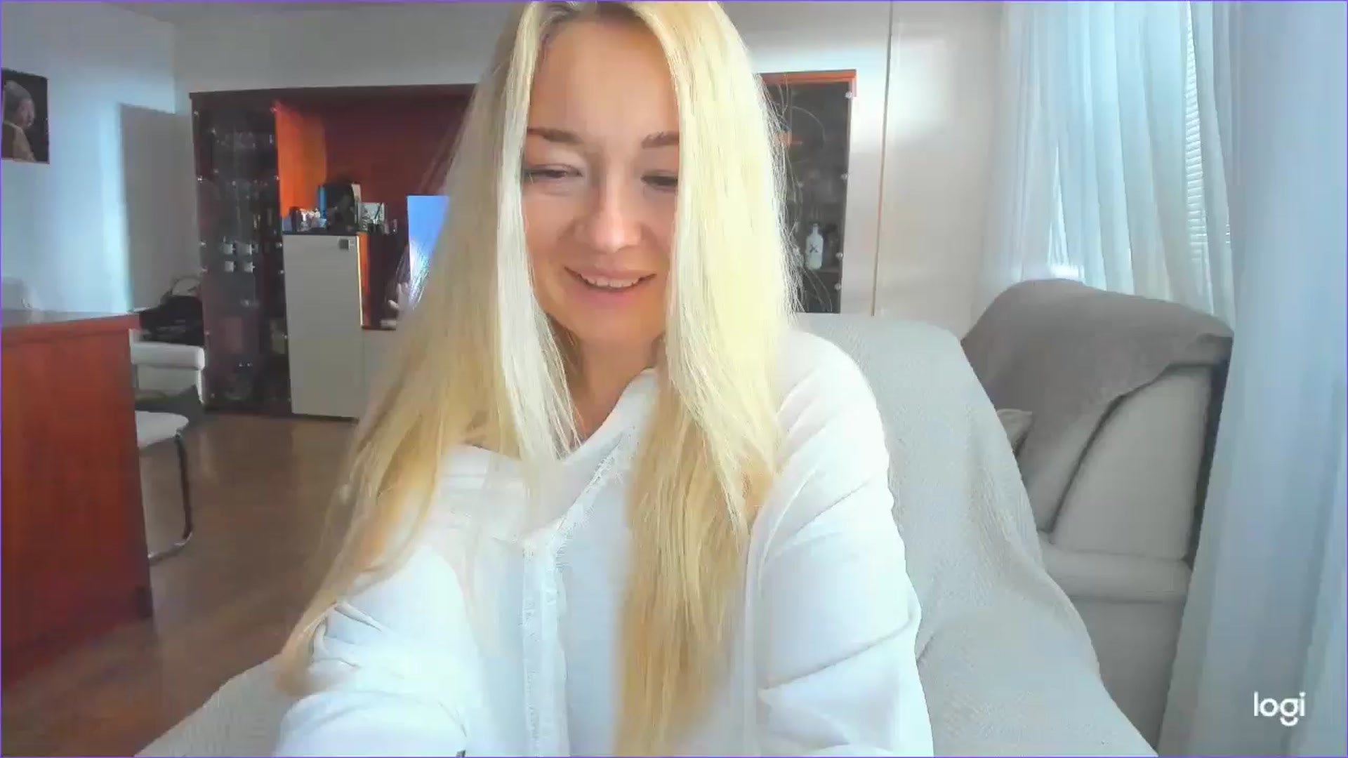 Gallery image thumbnail from FlamingoDream's myfreecams stream on, 05/28/2025, 16:47 image 10 of 20