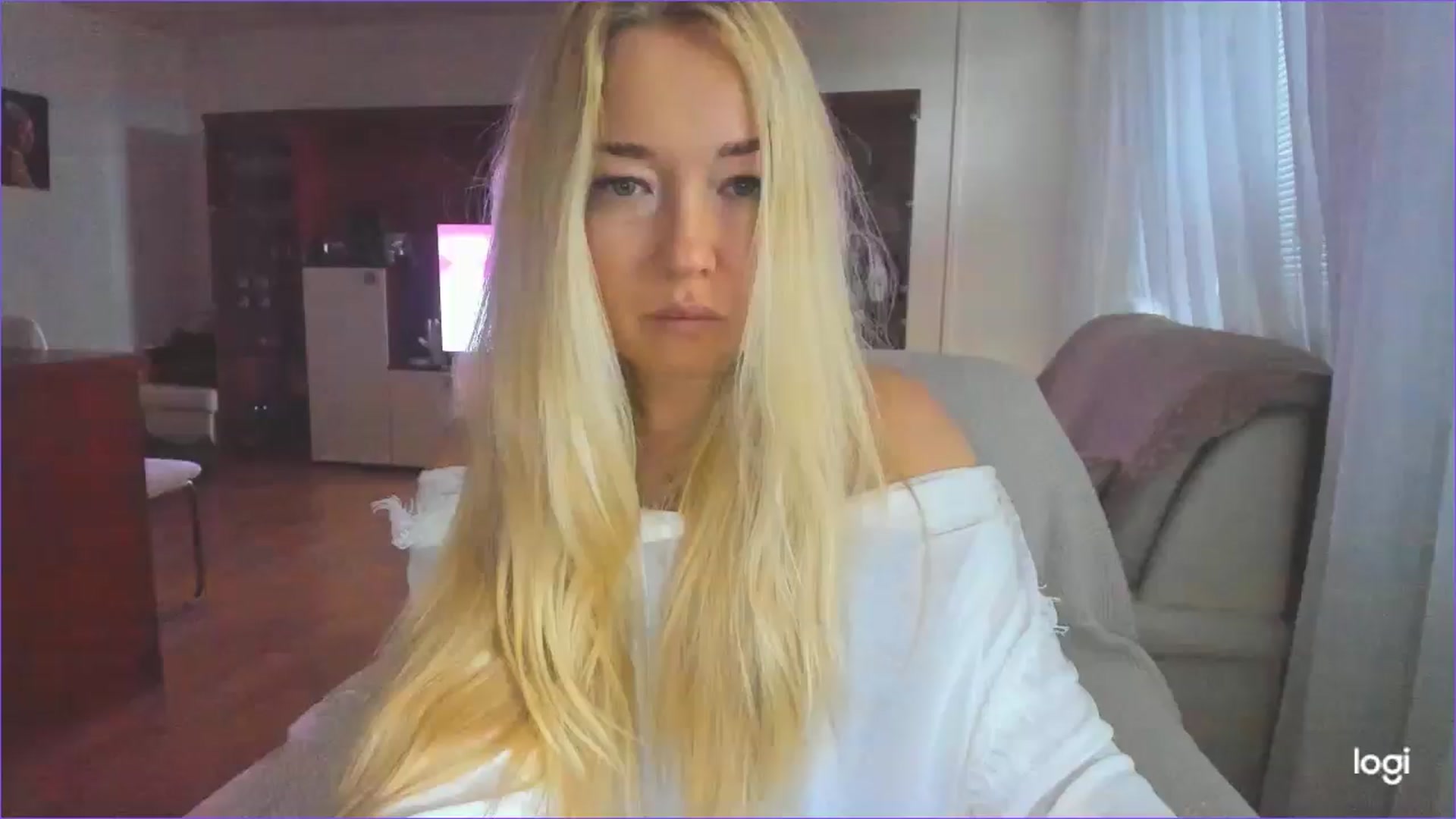 Gallery image thumbnail from FlamingoDream's myfreecams stream on, 05/28/2025, 16:47 image 17 of 20