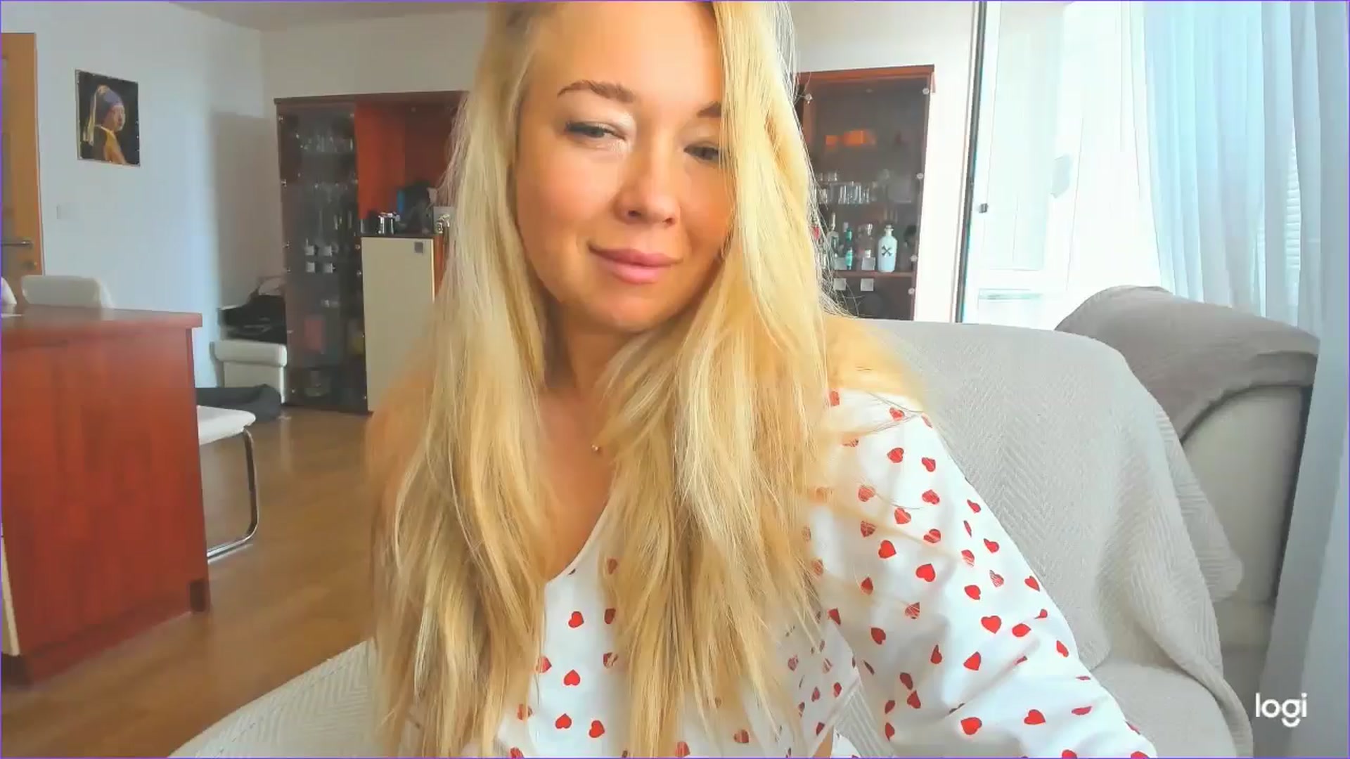 Gallery image thumbnail from FlamingoDream's myfreecams stream on, 05/29/2025, 08:12 image 17 of 20