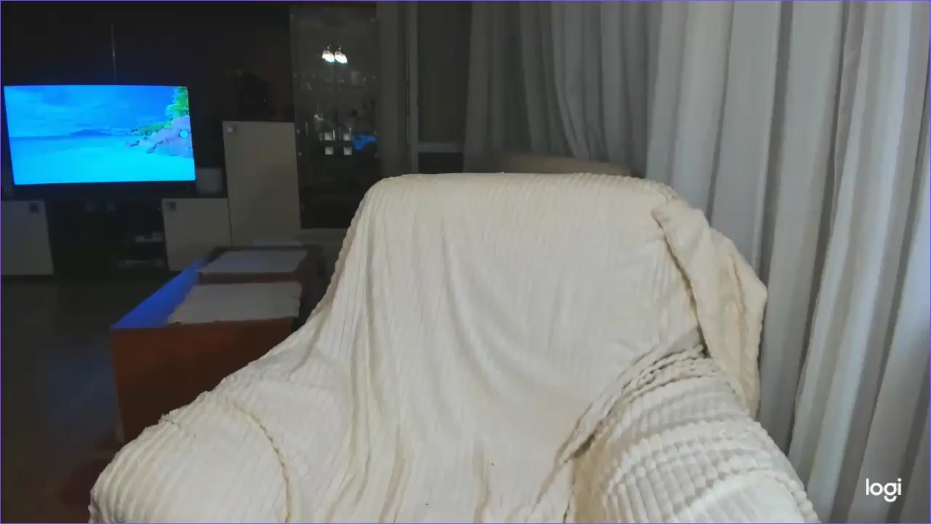 Gallery image thumbnail from FlamingoDream's myfreecams stream on, 06/18/2025, 19:51 image 19 of 20