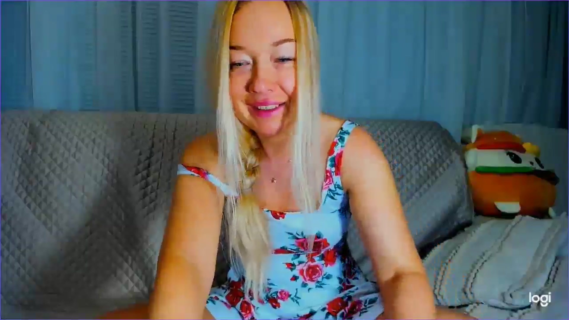 Gallery image thumbnail from FlamingoDream's myfreecams stream on, 08/04/2025, 23:41 image 4 of 20