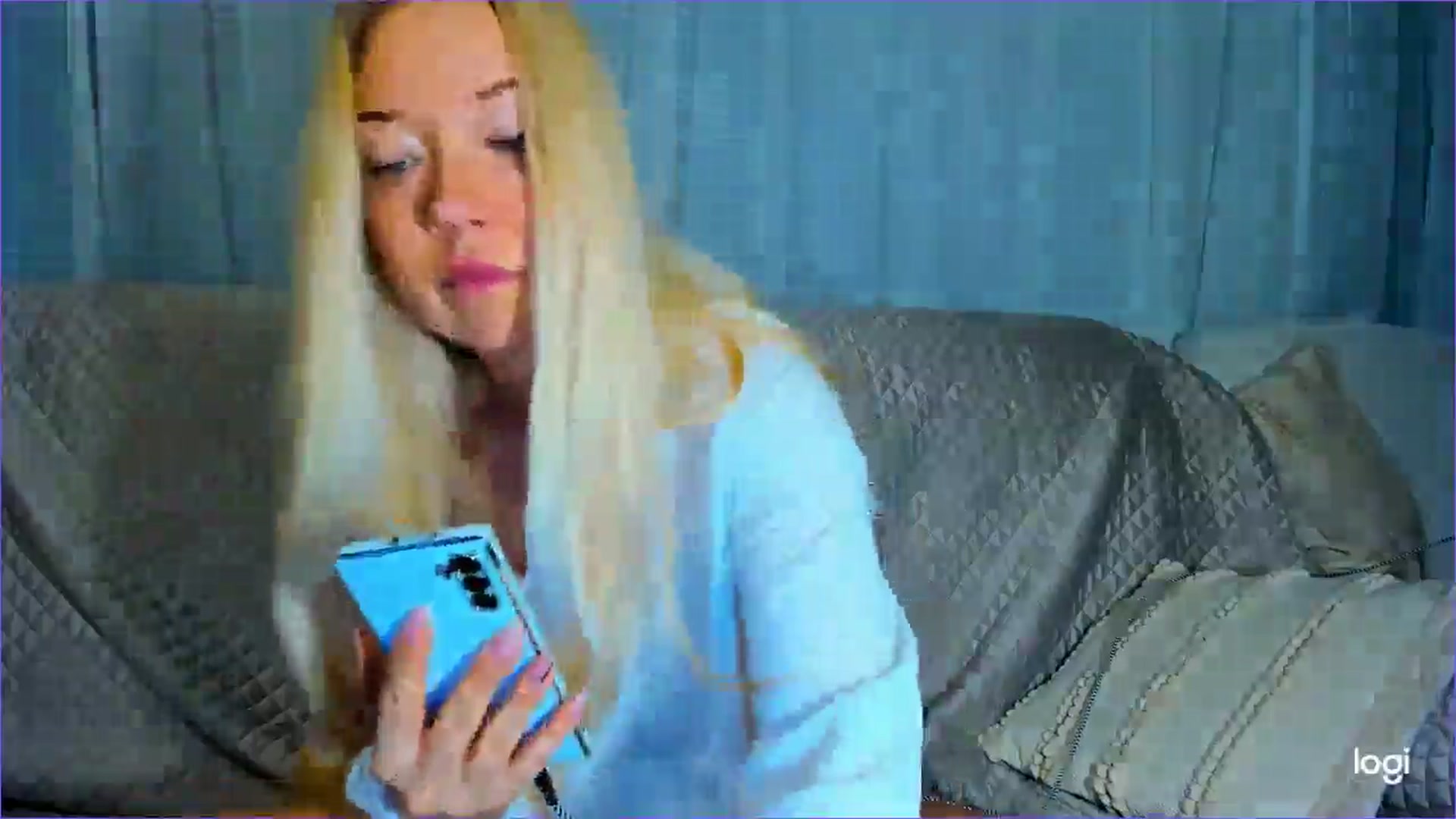Gallery image thumbnail from FlamingoDream's myfreecams stream on, 08/06/2025, 24:32 image 9 of 20
