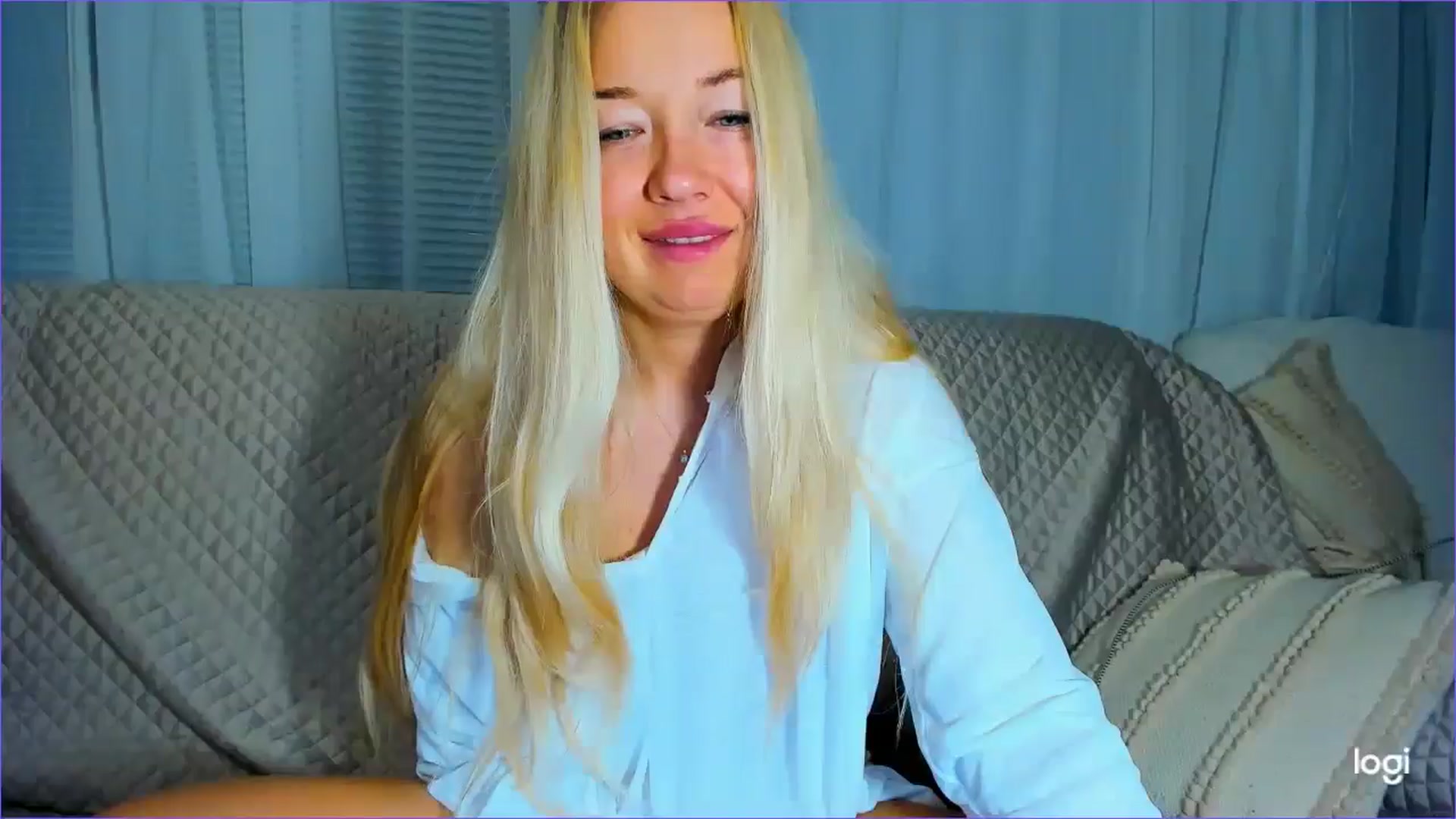 Gallery image thumbnail from FlamingoDream's myfreecams stream on, 08/06/2025, 24:32 image 7 of 20