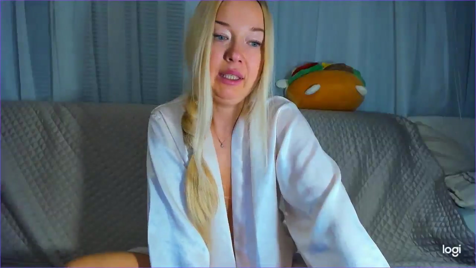 Gallery image thumbnail from FlamingoDream's myfreecams stream on, 08/08/2025, 24:15 image 18 of 20
