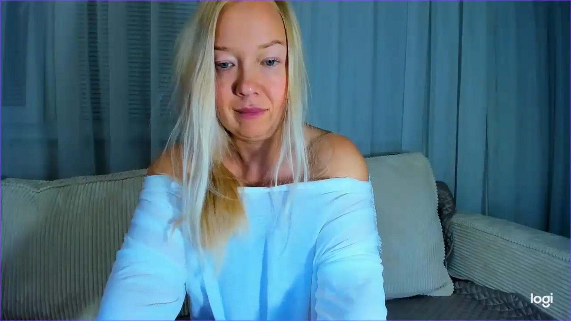 Gallery image thumbnail from FlamingoDream's myfreecams stream on, 08/25/2025, 21:26 image 16 of 20