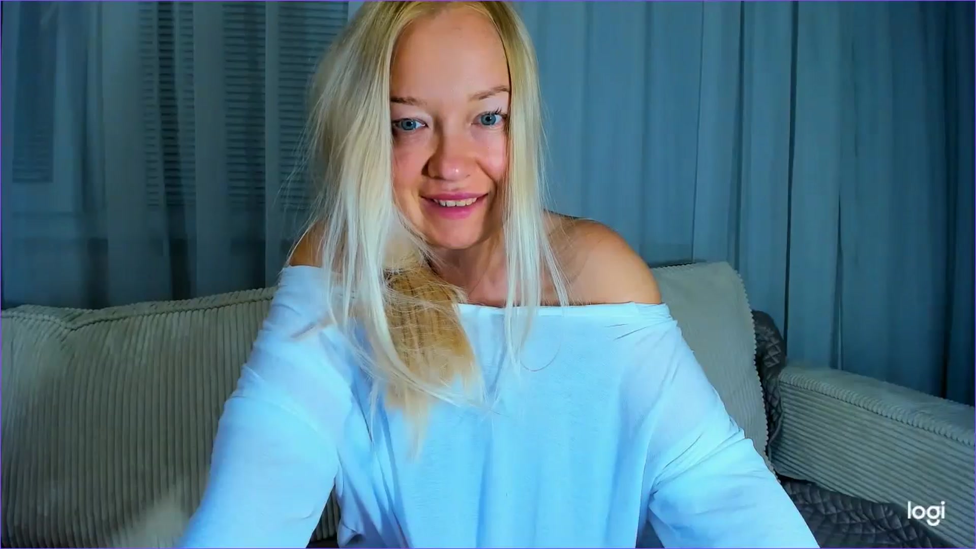 Gallery image thumbnail from FlamingoDream's myfreecams stream on, 08/25/2025, 21:26 image 14 of 20