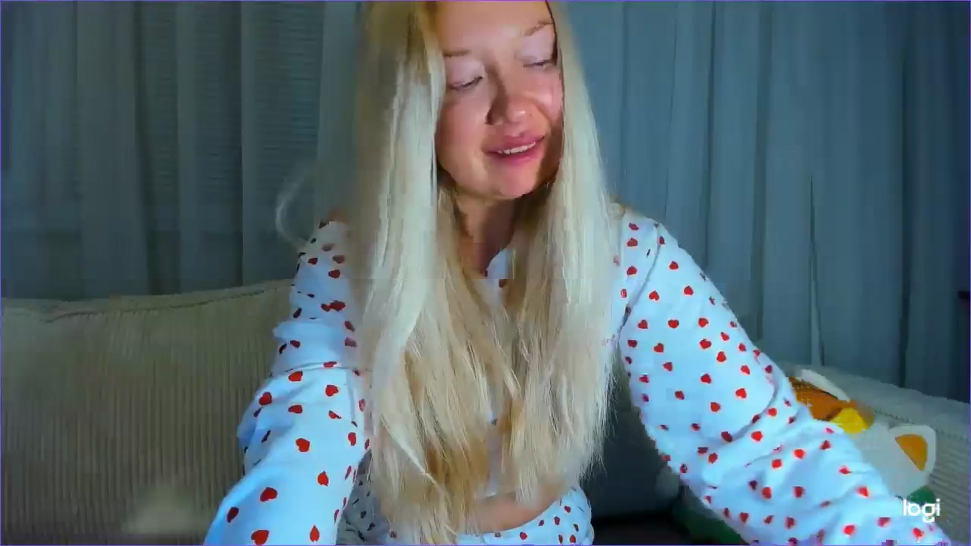 Gallery image thumbnail from FlamingoDream's myfreecams stream on, 08/26/2025, 21:39 image 11 of 20