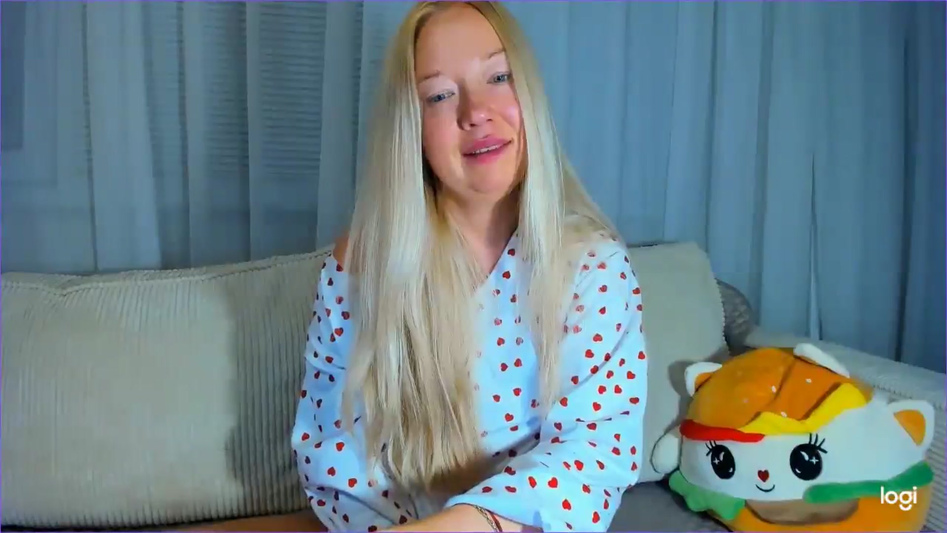 Gallery image thumbnail from FlamingoDream's myfreecams stream on, 08/26/2025, 22:08 image 6 of 20
