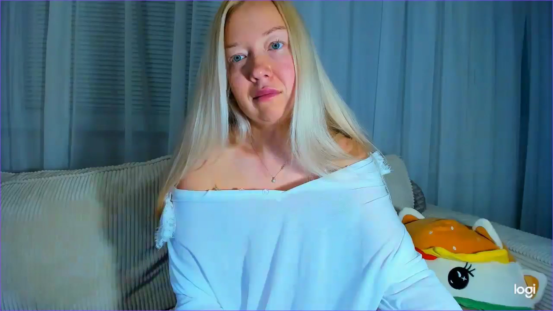 Gallery image thumbnail from FlamingoDream's myfreecams stream on, 08/27/2025, 20:45 image 20 of 20